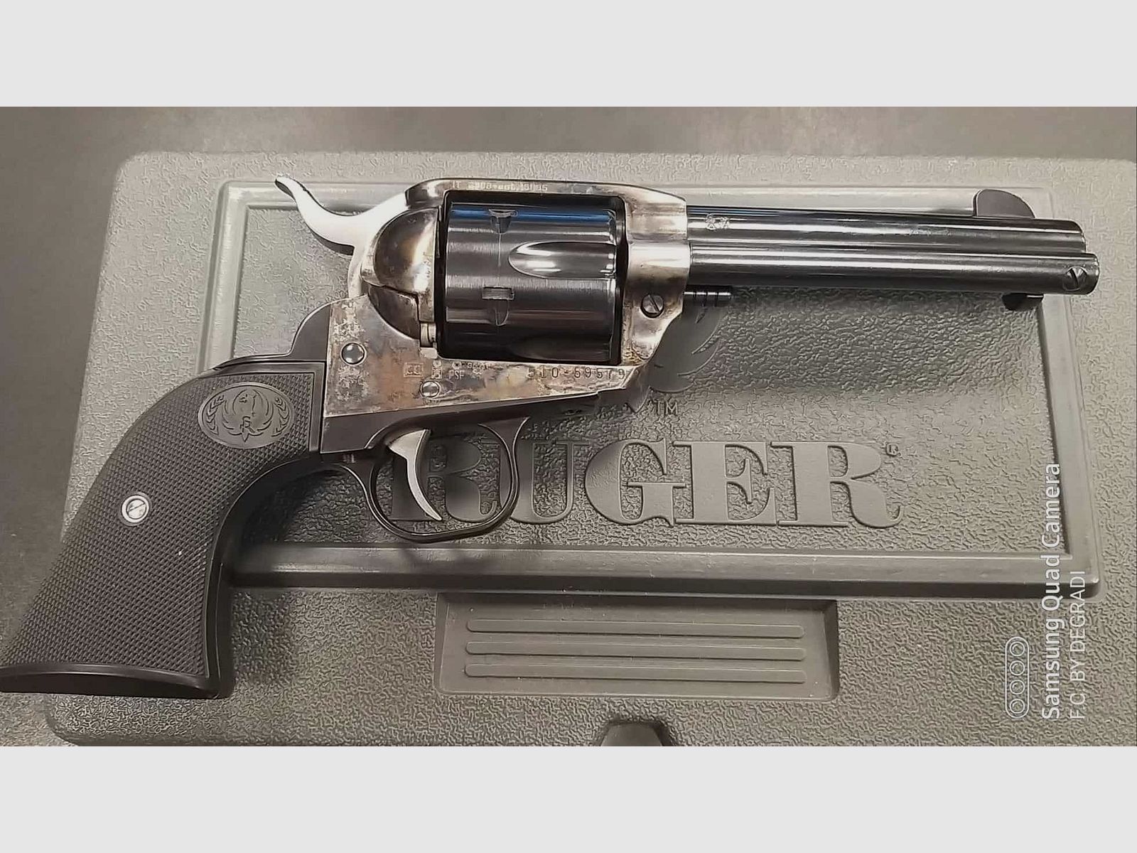 RUGER NEW VAQUERO 357 MAGNUM, immagine 2 di 4