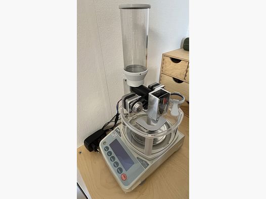 Autotrickler V4 inkl. FX-120i Präzisionswaage 
