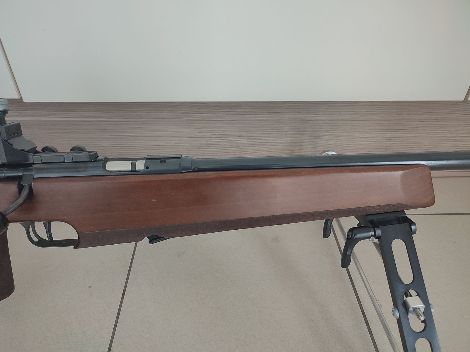 Anschütz 1427 Biathlon Repetierer Benchrest .22 KK + 2.000 Schuss Matchmunition