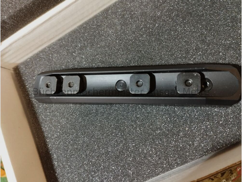 Dentler Montageschiene für Schmidt und Bender Schiene Dentler Montageschiene für Schmidt und Bender Schiene