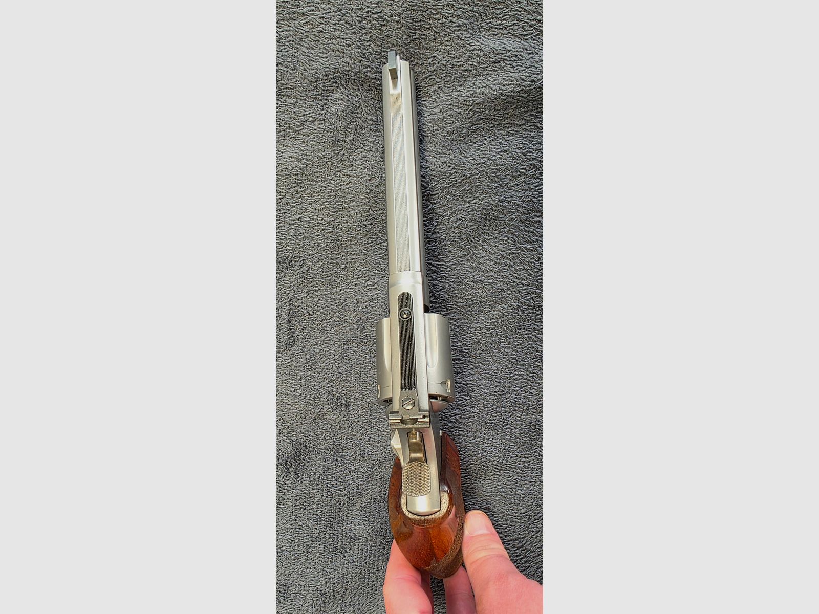 Revolver Smith & Wessen  .357 , 686 Target Champion 