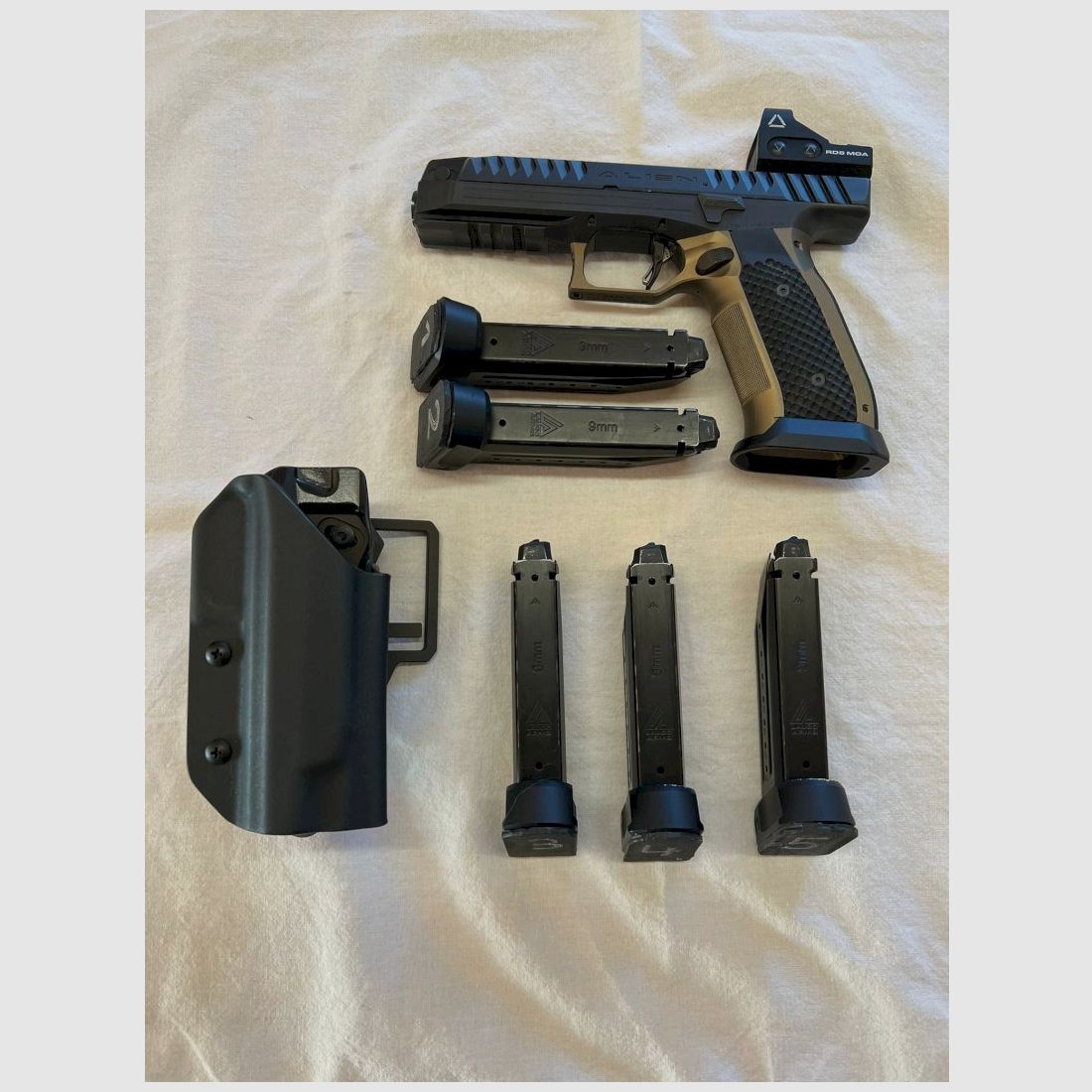 Laugo Arms Alien, Full Kit, 9 mm Luger