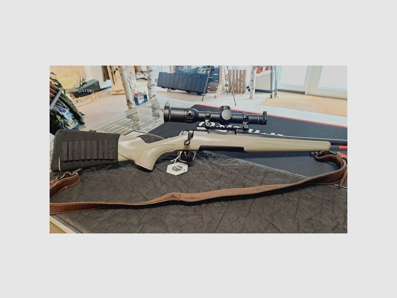 Browning X-Bolt .30-06Spring; Hawke 1-6x24