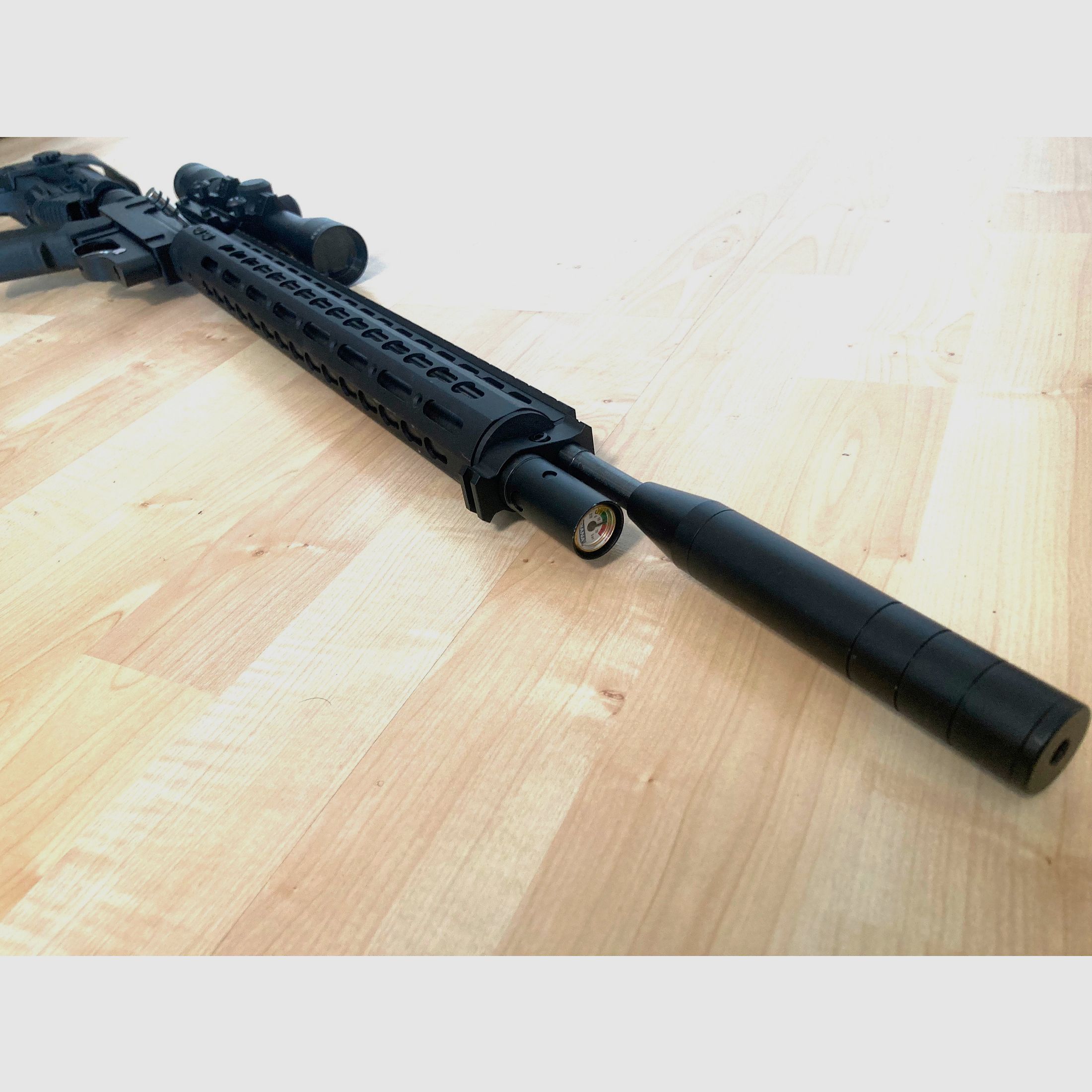 Carabine à air Diana Stormrider avec système de crosse aluminium AR15-Tactical et lunette 3-9x32, F libre dès 18 ans avec kit export 35J