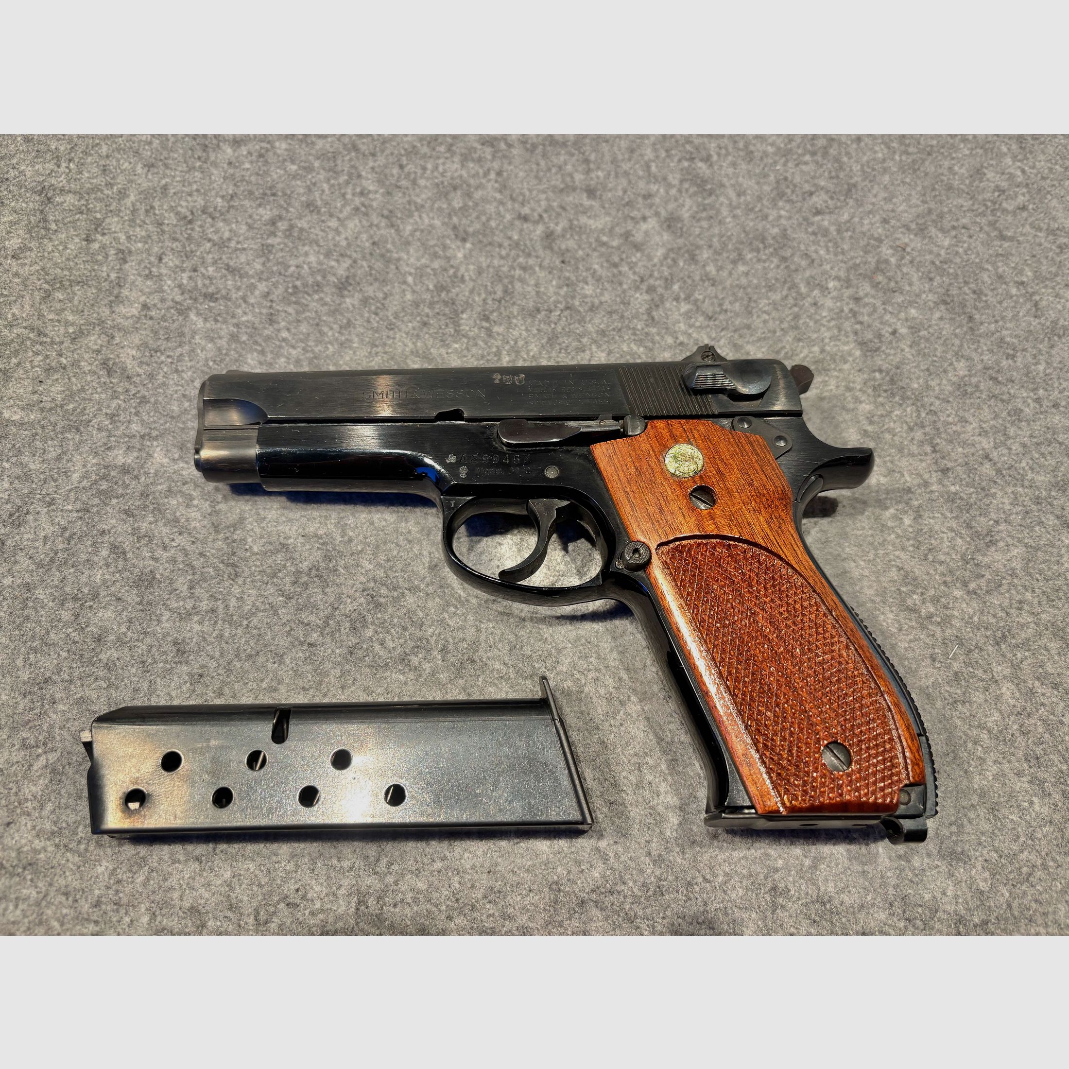 Smith & Wesson Mod. 39-2