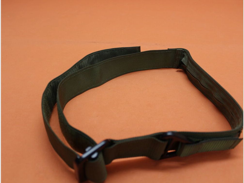 Tasmanian Tiger TT Tactical belt 036 cub: Length 105 cm, Width 4.3 cm, Size M in Olive Green