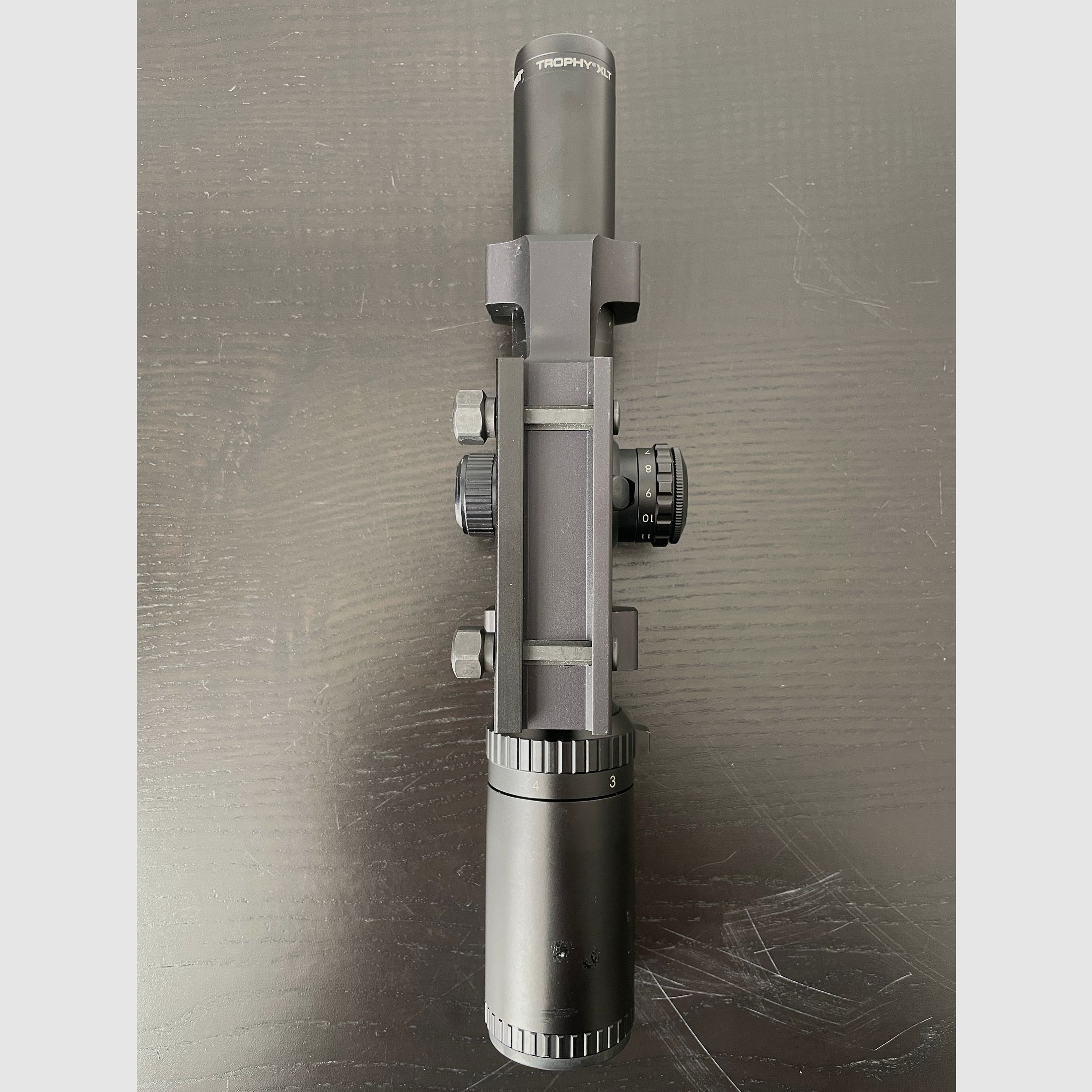 Optique de lunette Bushnell Trophy XLT 1-4x24mm avec montage Leupold LPVO