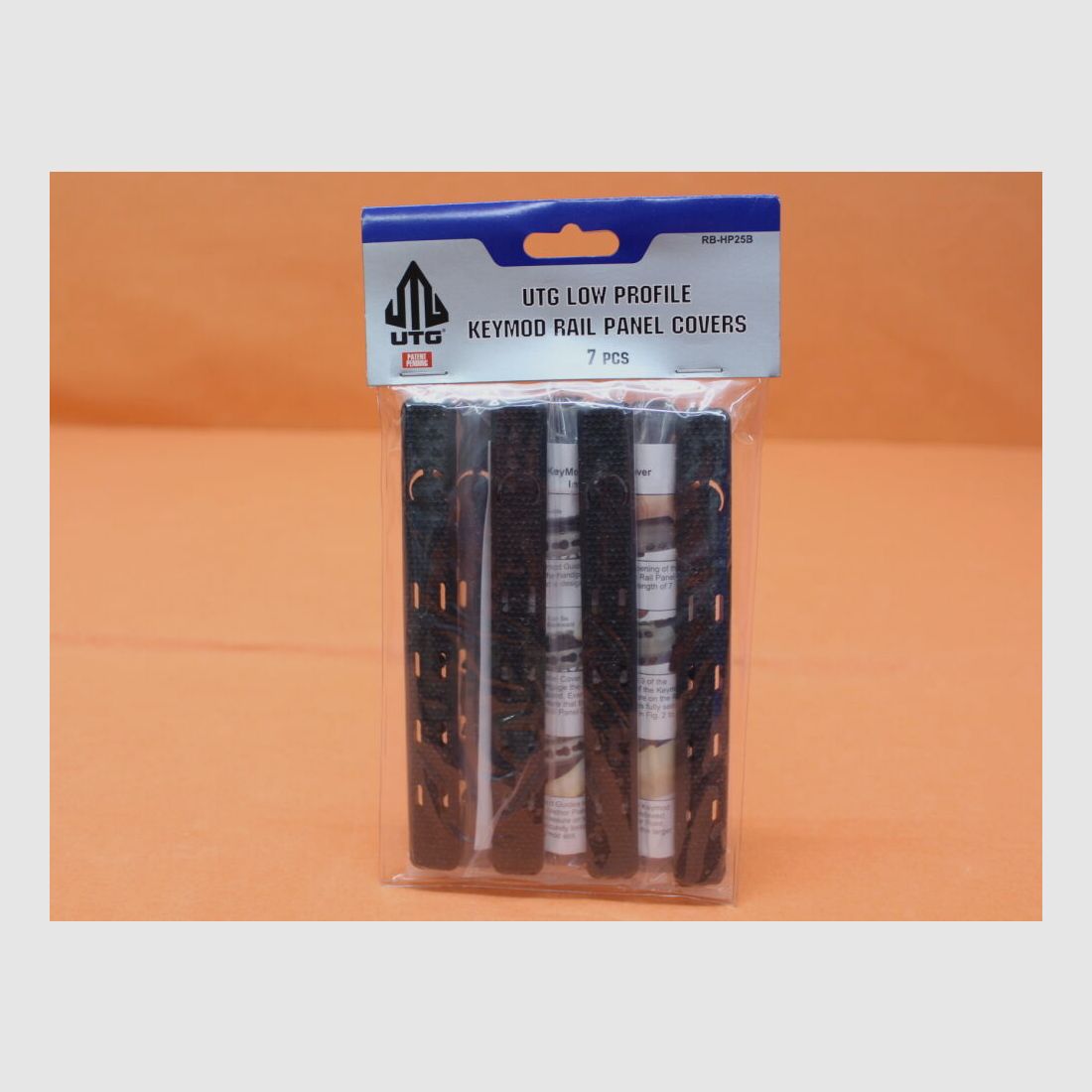 UTG - Leapers UTG KeyMod Rail Panel Cover Low Pofile (RB-HP25B) Black 5,5"/ 14cm Railabdeckung VE 7 Stück