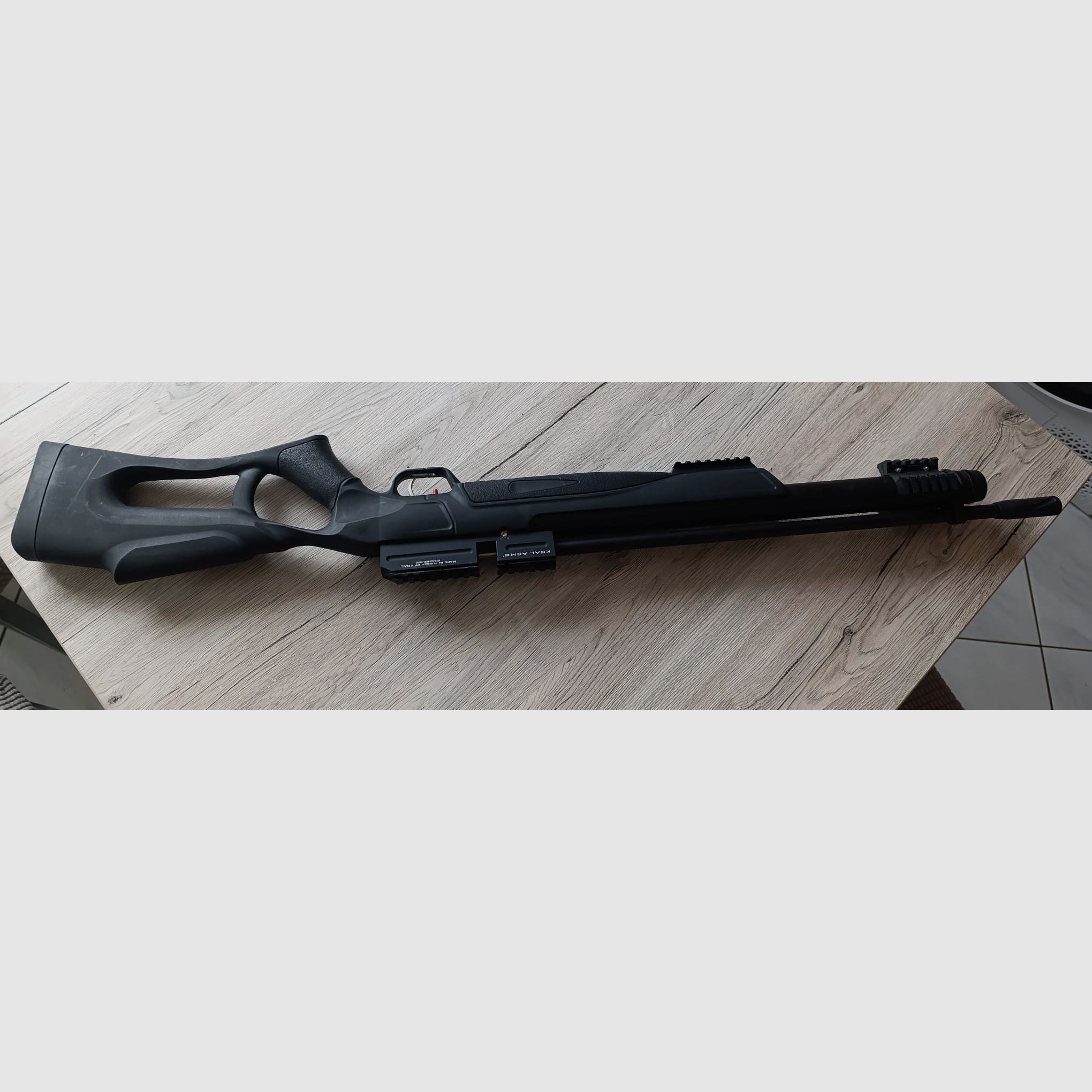 Kral Arms Puncher Serie NISH Pressluftgewehr Spannhebel rechts 5,5 mm Diabolo