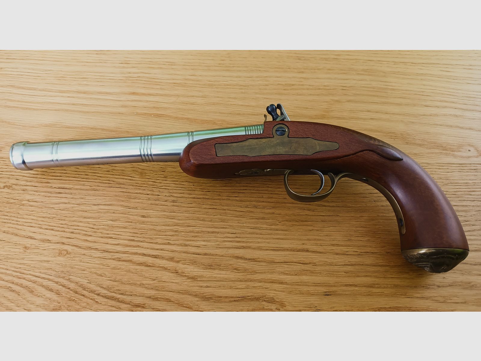 Pistolet à silex Queen Anne de Davide Pedersoli