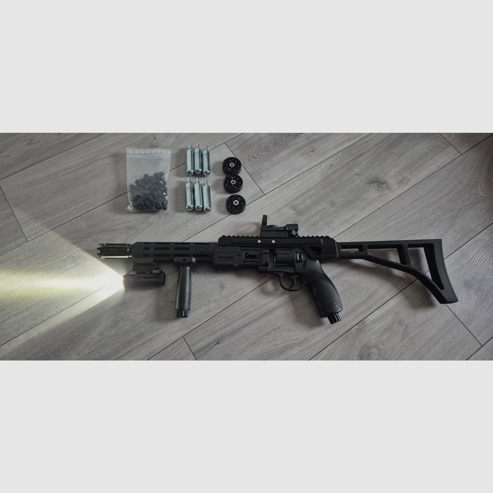 Used Umarex Home Defense T4E Revolver HDR 50 TR cal.50 with accessories