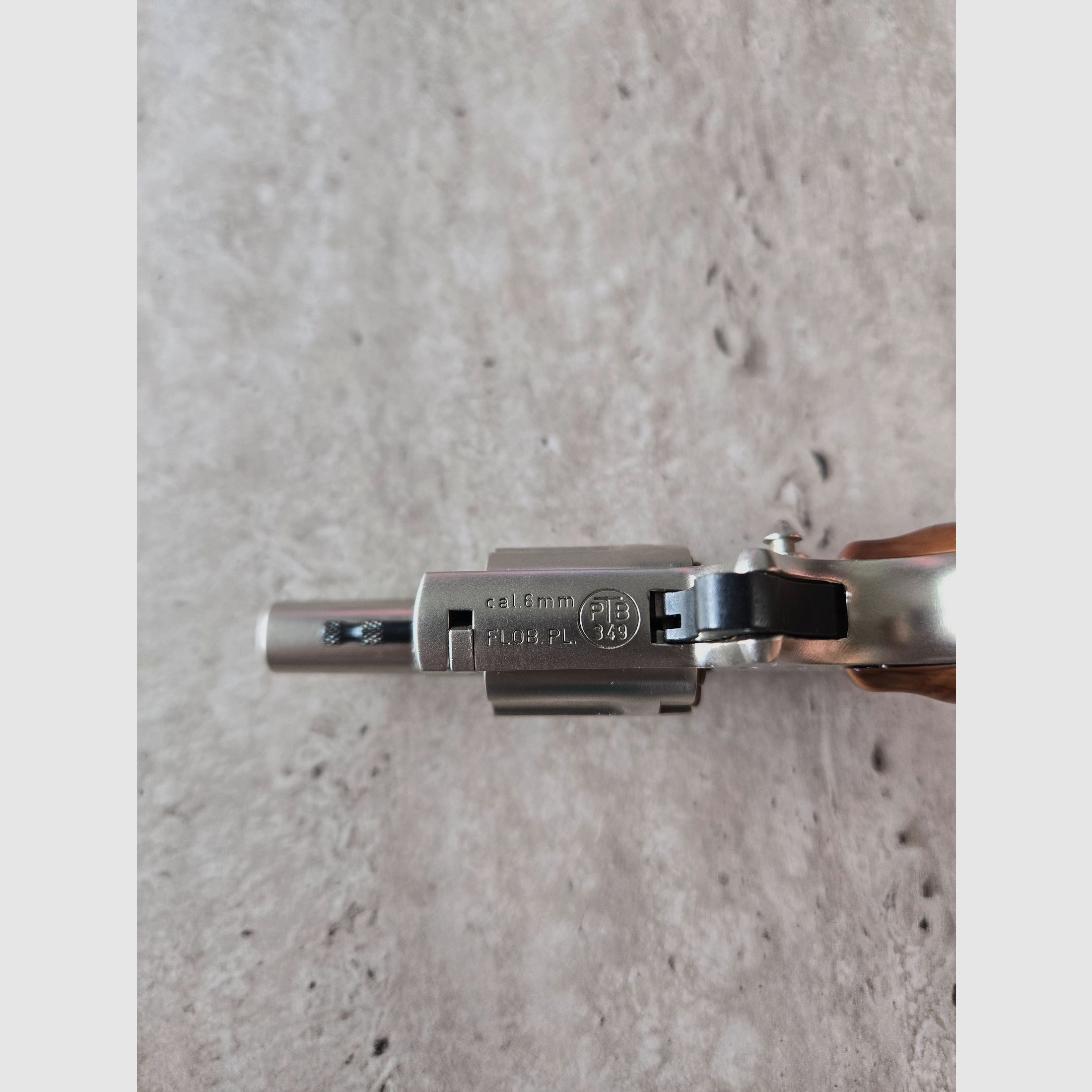 Röhm Little Joe – Signalrevolver mit Gürtelöse und Originalverpackung, Bild 5 von 5