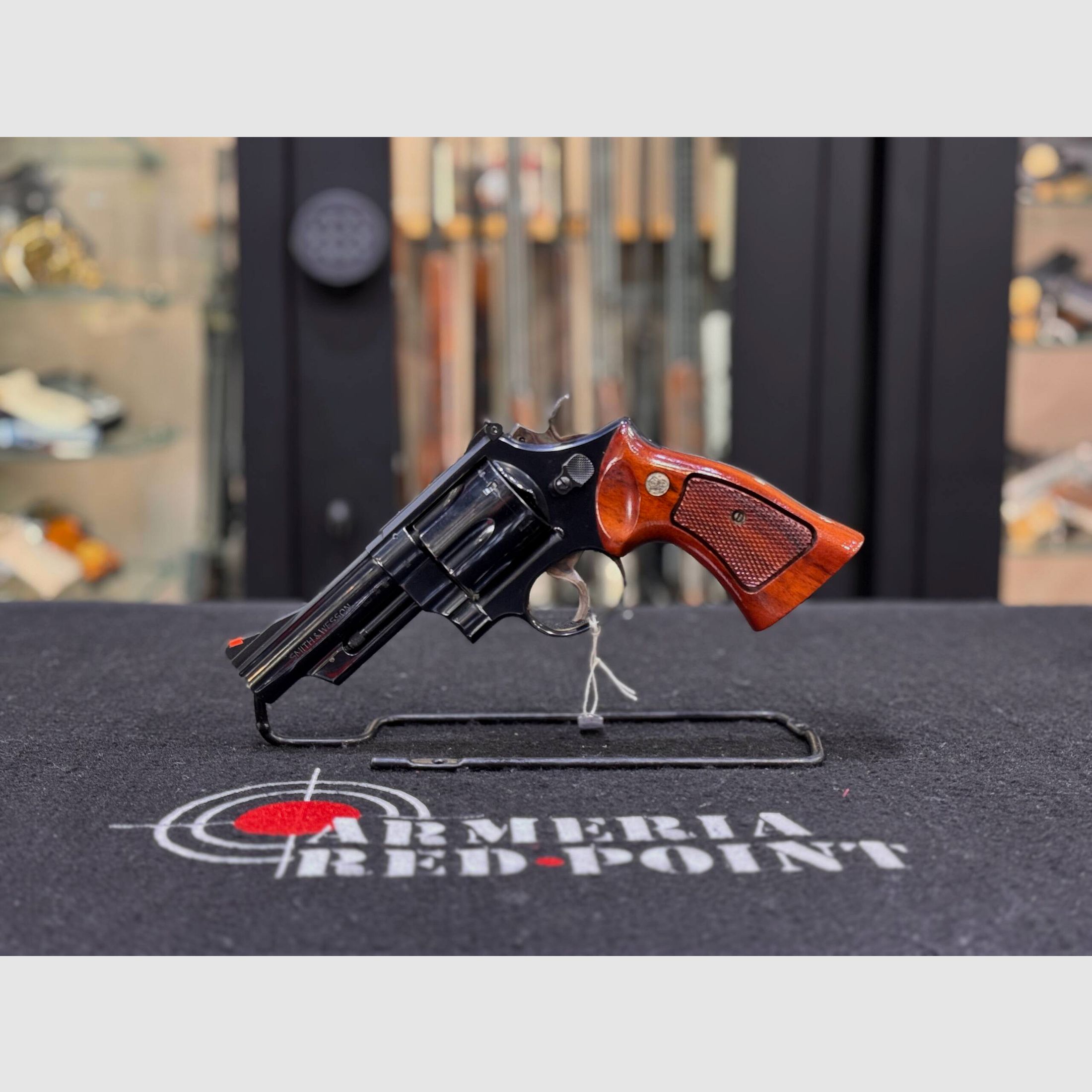 Smith & Wesson Mod. 29, image 1 of 4