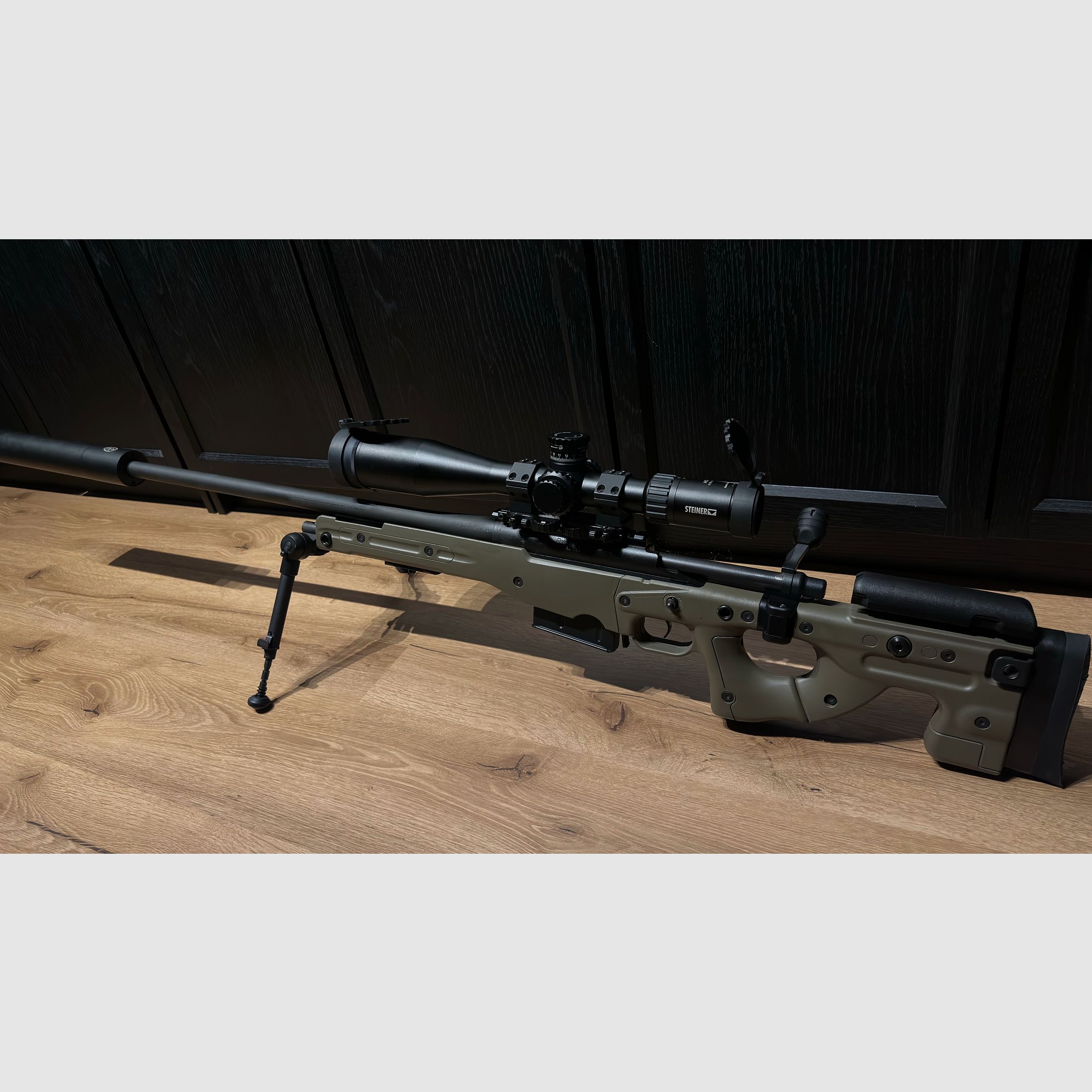 Stock Accurracy International AT AICS Steingrau-Oliv, without scope/mount and rifle!