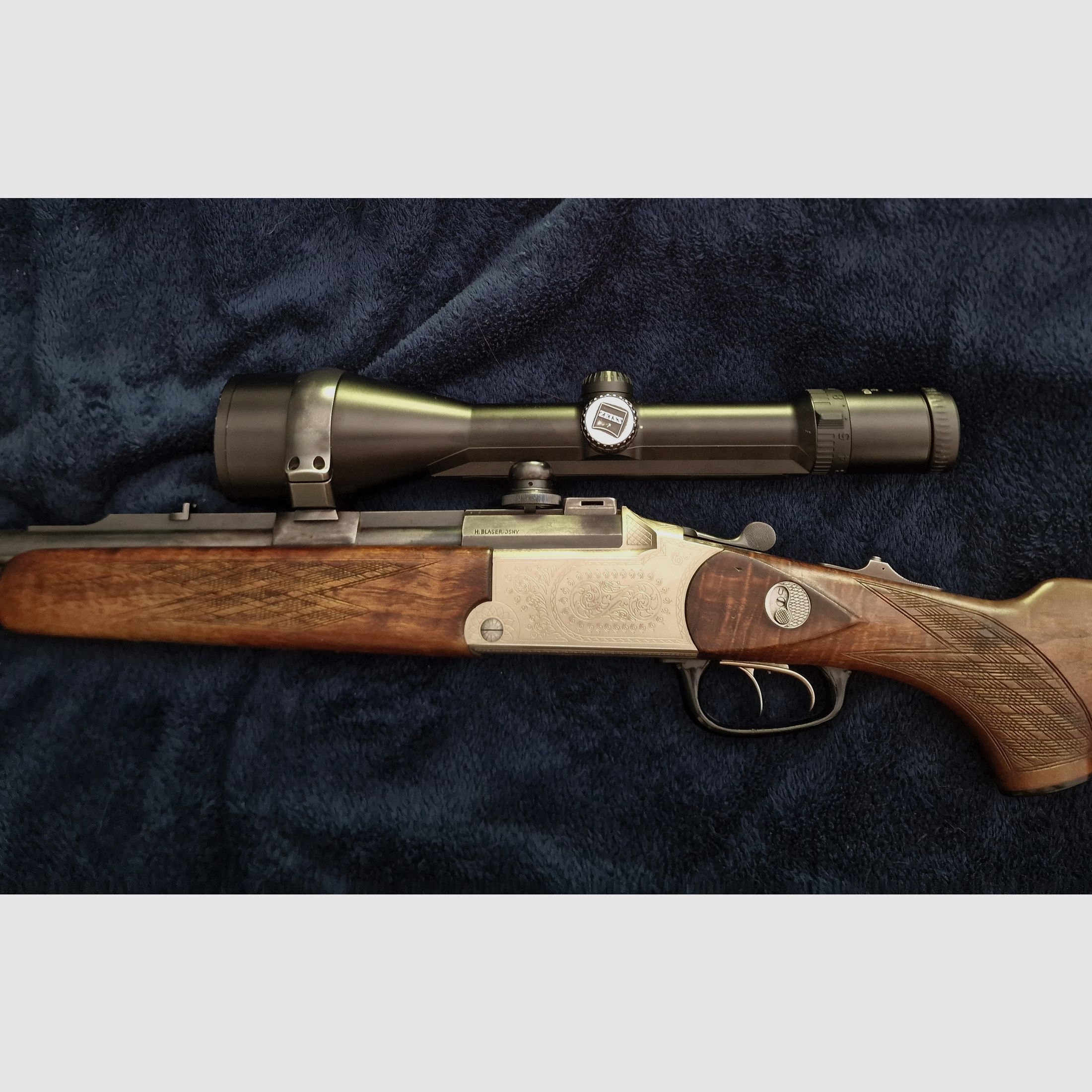 Bergstutzen Blaser B75 7x65R .22 Hornet Zeiss Diavari 3-12x56 