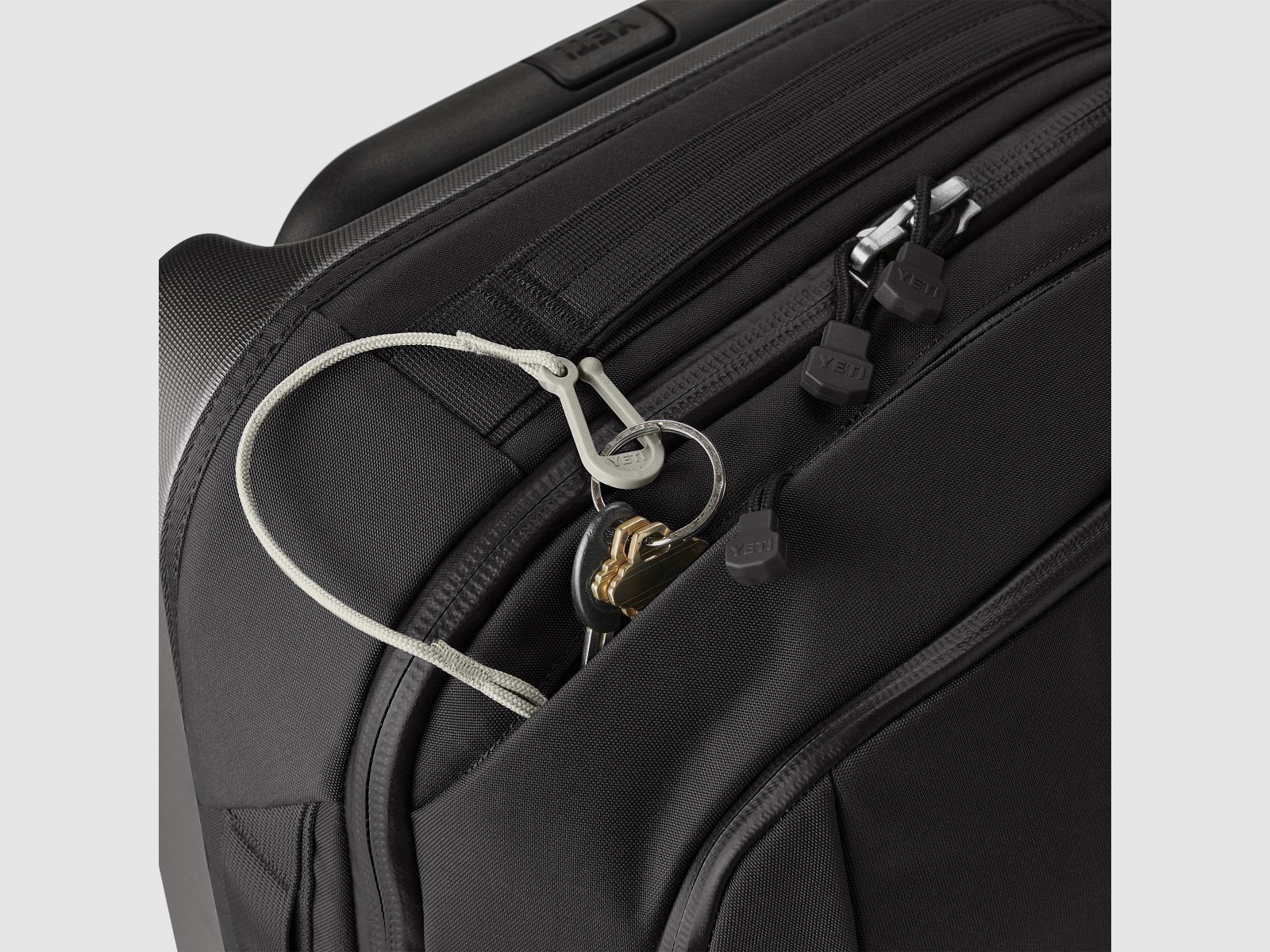 YETI® Walizka Crossroads® 22 - Czarna, zdjęcie 5 z 24