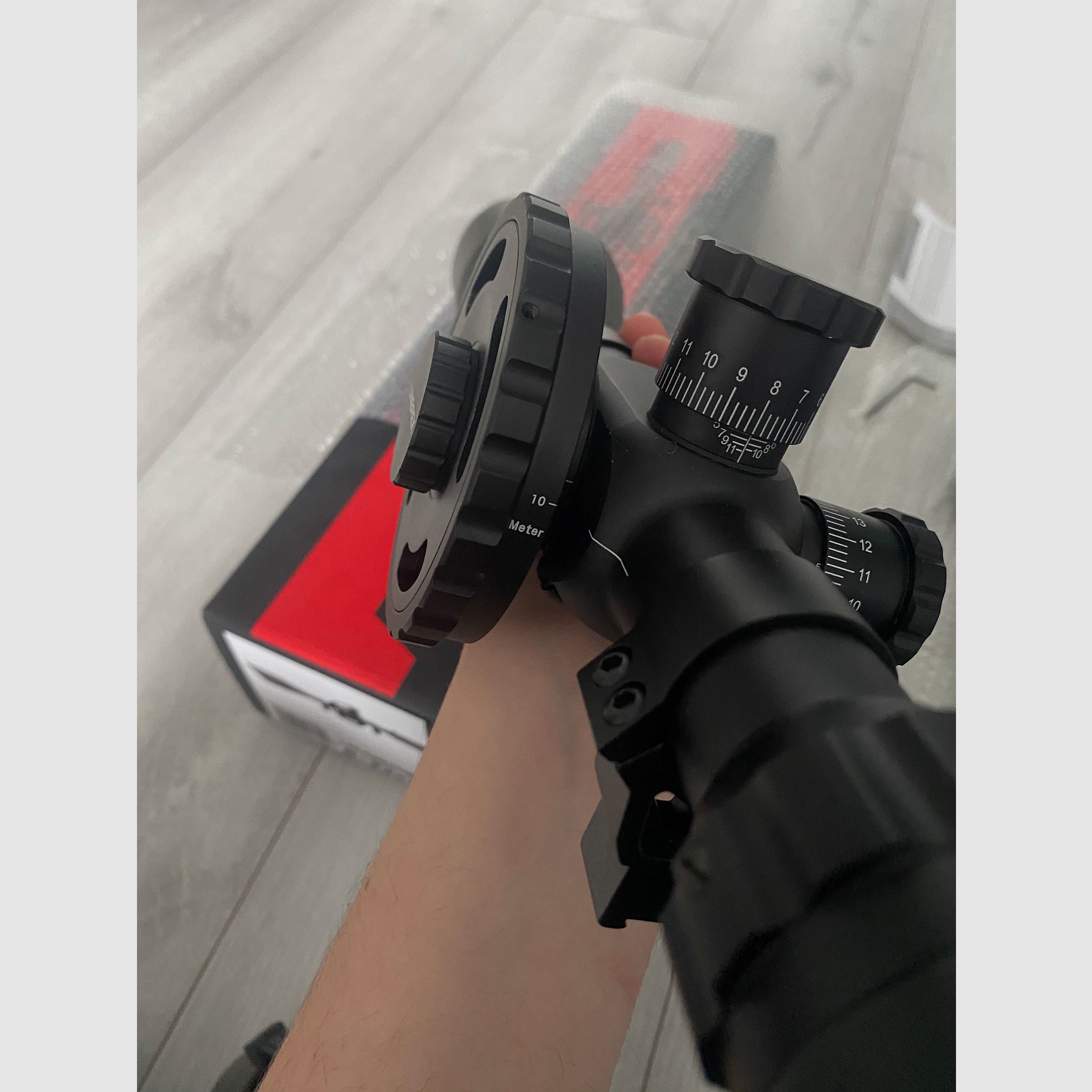 UMAREX RS 8-32x56 NUEVO