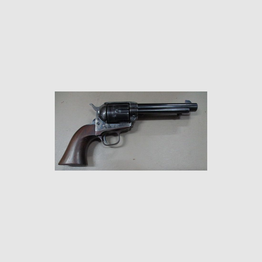 Revolver à action unique Uberti 5,5 pouces SAA