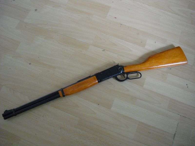 Daisy Mod. 1894,cal.4,5mm,mit Holzschaft.