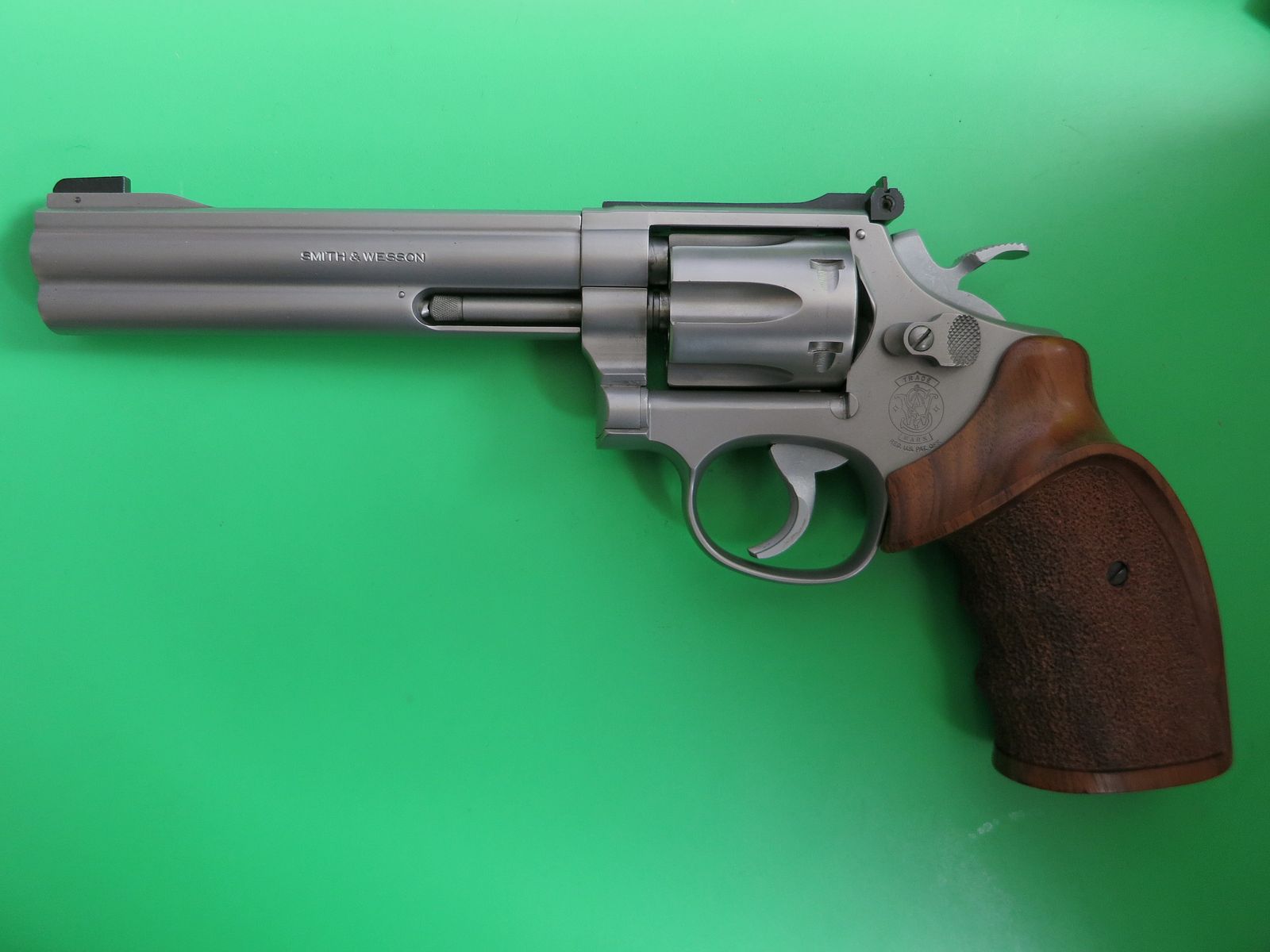 Revolver de sport, revolver de tir Smith & Wesson, modèle 617, 22 Target Champion, .22lr + poignée de sport #85