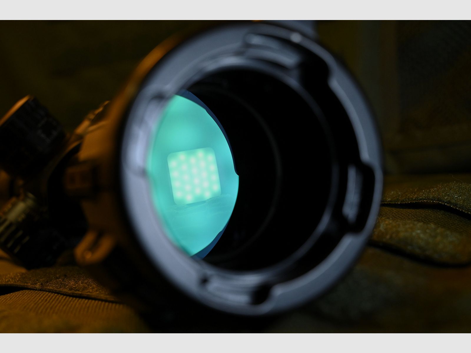 Vortex Viper PST Gen II 3-15x44 MRAD FFP EBR-7C - Komplettset