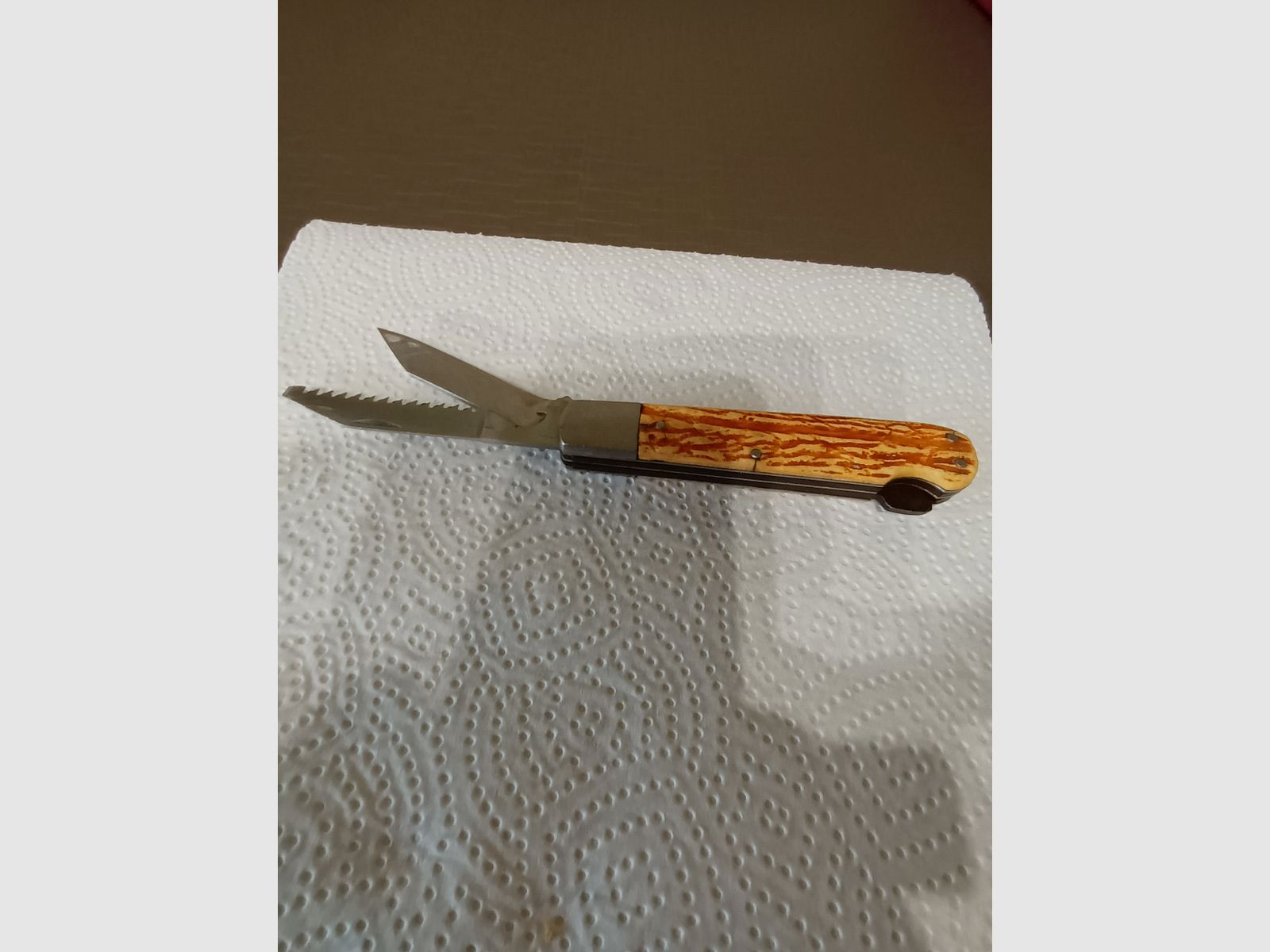 Hunting knife from the company GML Leegebruch with leather case