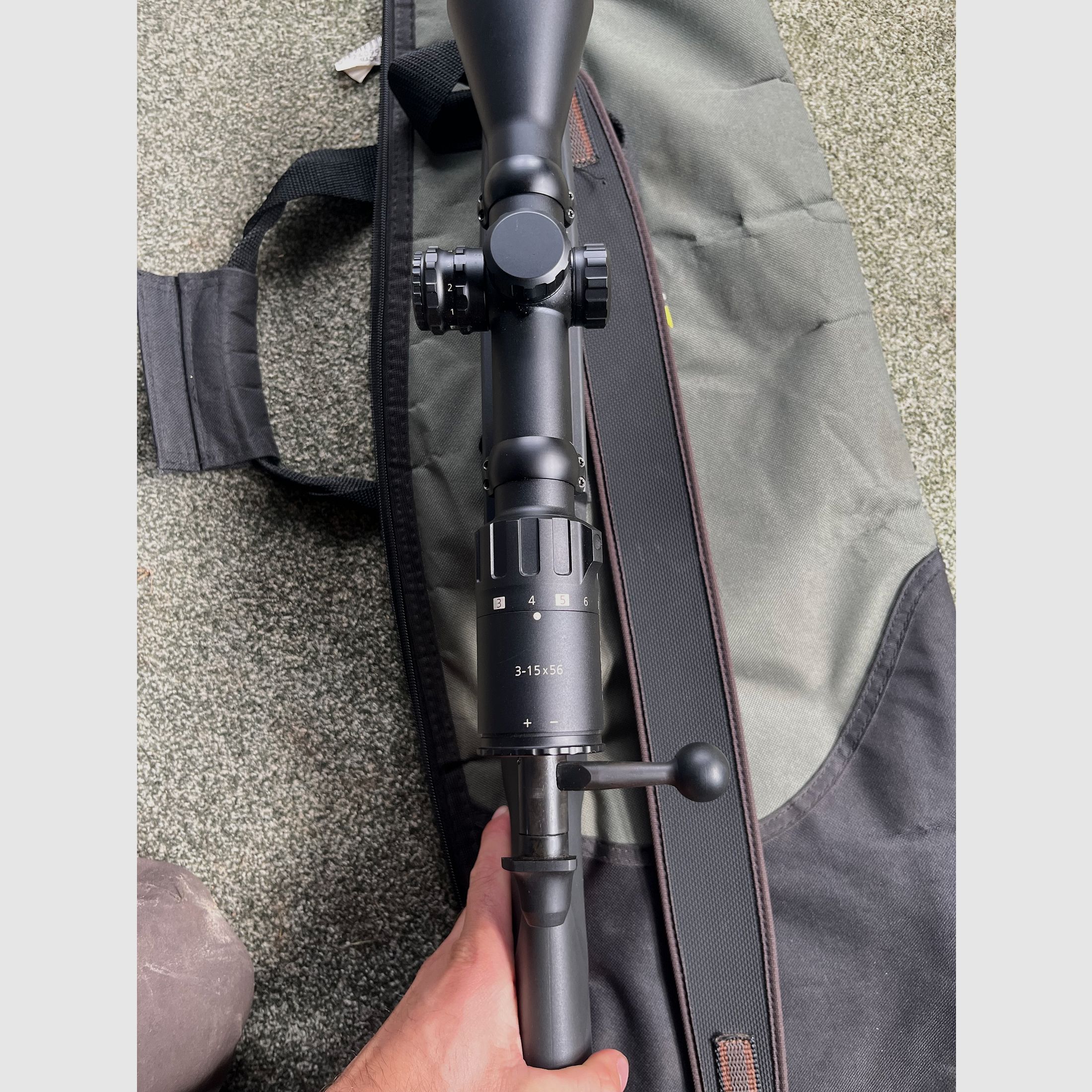 Mauser M18 Kaliber 8x57is  mit Minox 3-15x56 und Mauser Schalldämpfer 