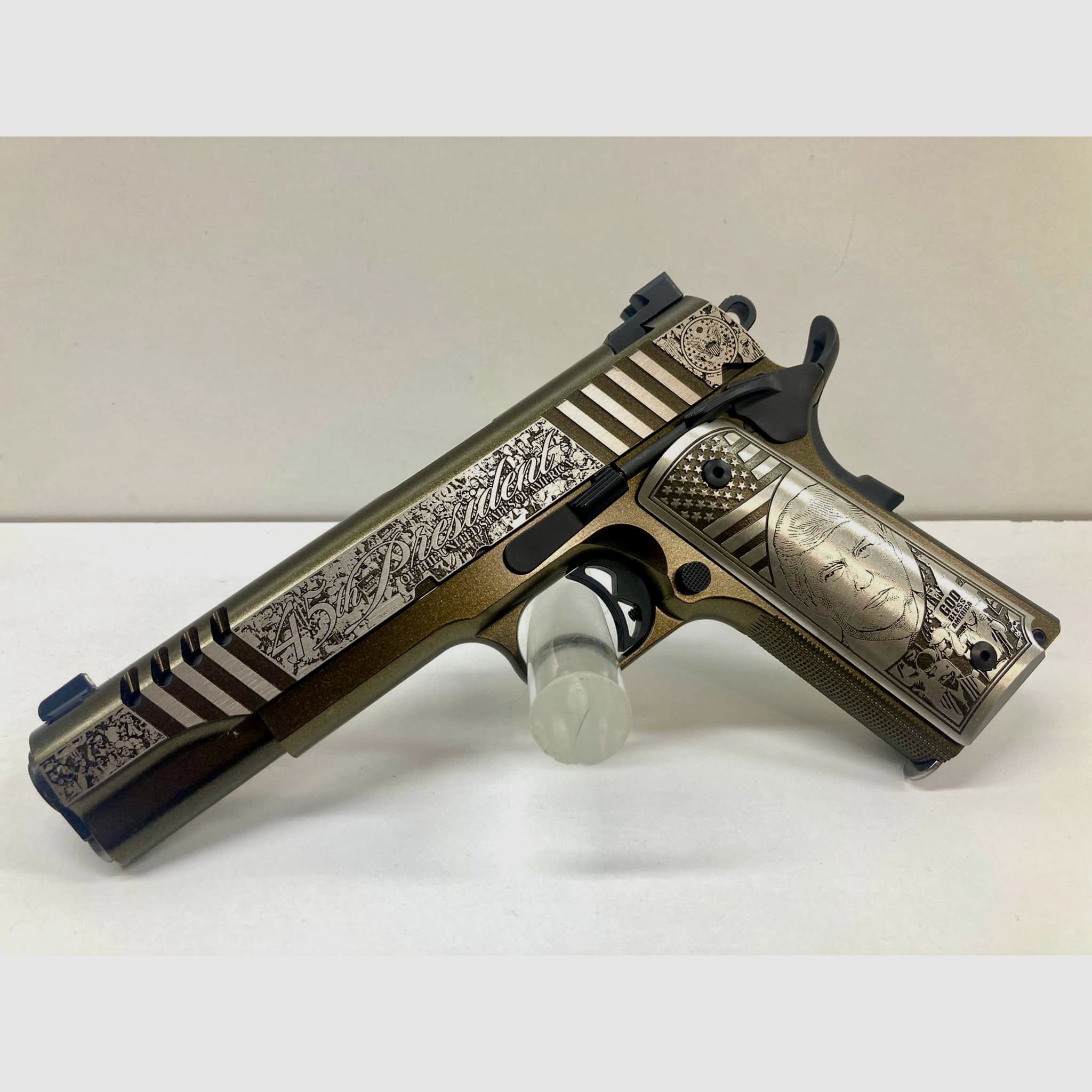 Auto-Ordnance 1911A1 Trump « Cri de ralliement » 5″ .45 ACP