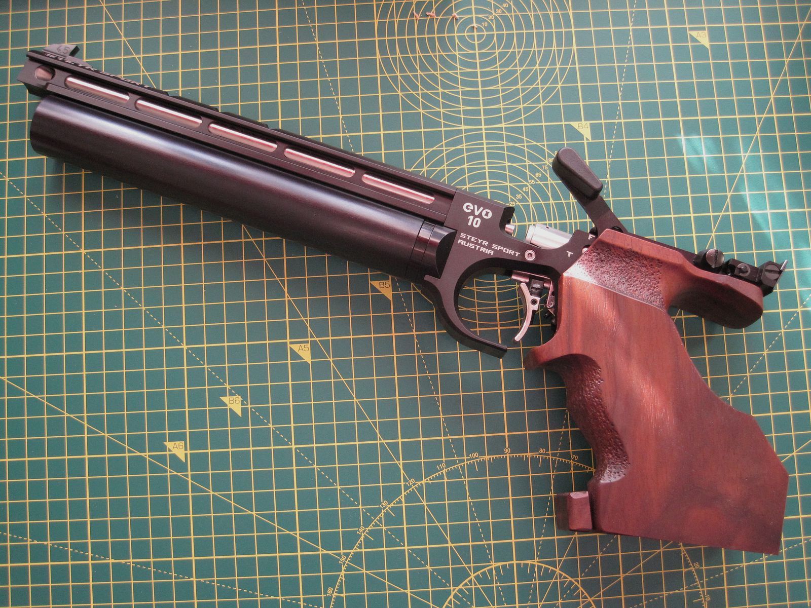 Steyr Evo 10, image 3 sur 4