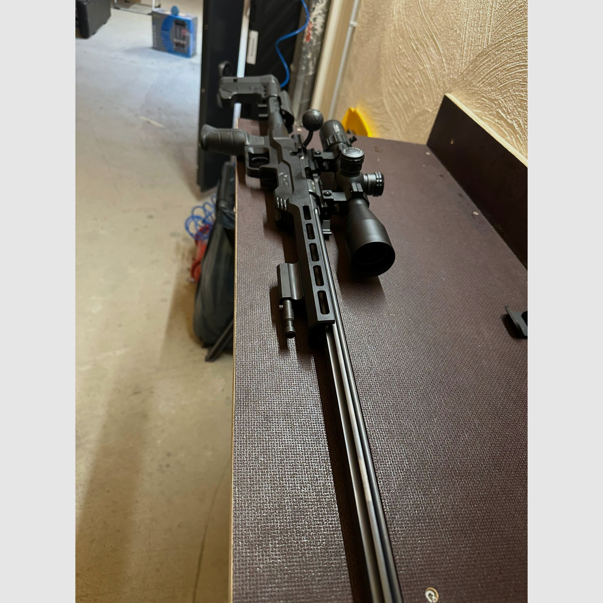 *Reserviert* - CZ 457 MDT Chassis .22 lr – Komplettpaket inkl. Element Optics & Fortmeier – Wie neu!