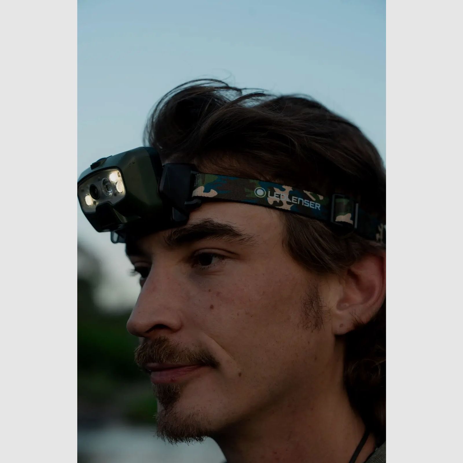 Ledlenser lampada frontale HF8R Core RGB