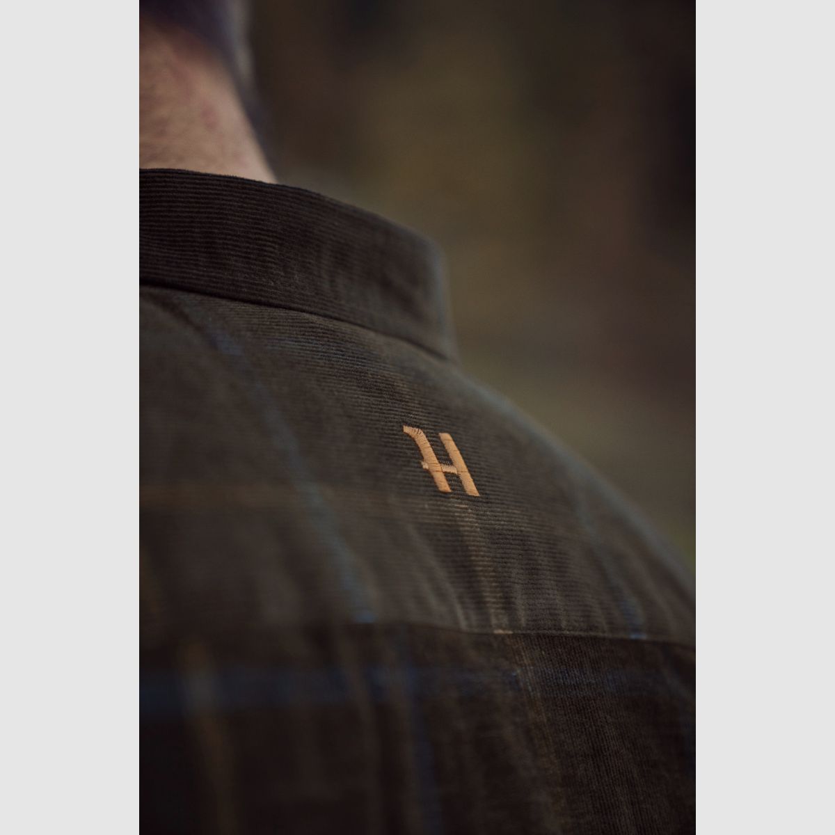 Chemise à carreaux en velours côtelé HÄRKILA Kaldfjord marron ombre