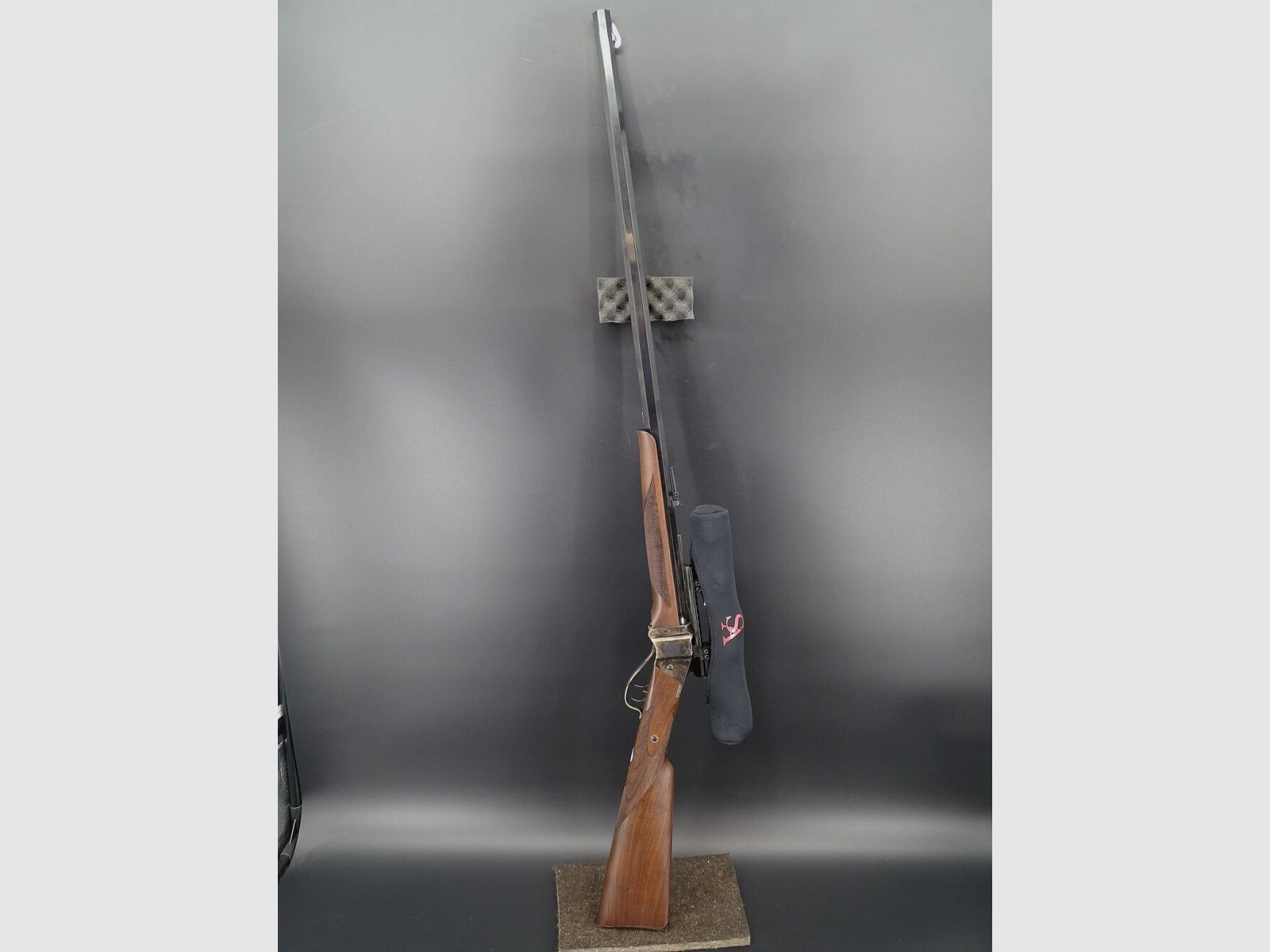 Pedersoli Sharps Sporting Kaliber .45-70 Auchkanntlauf ZF Sharps