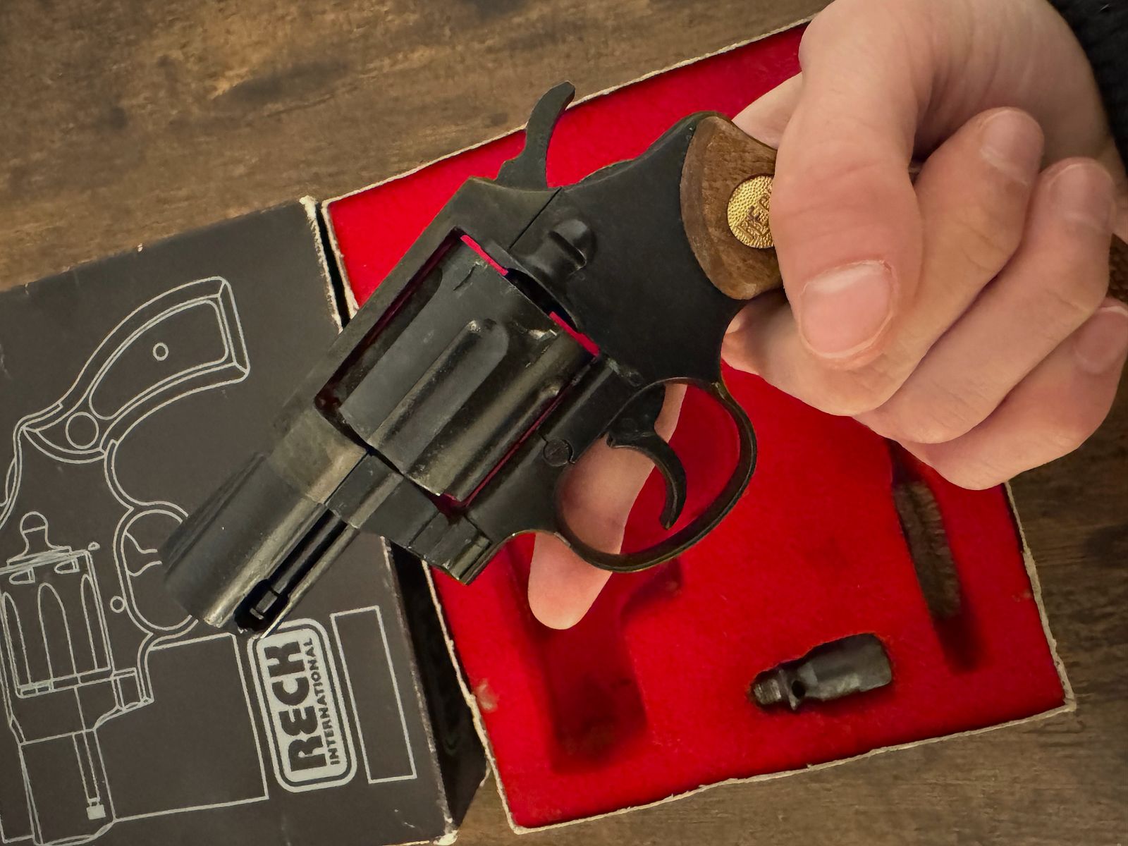 Reck Cobra objet de collection avec boîte d'origine 6 coups