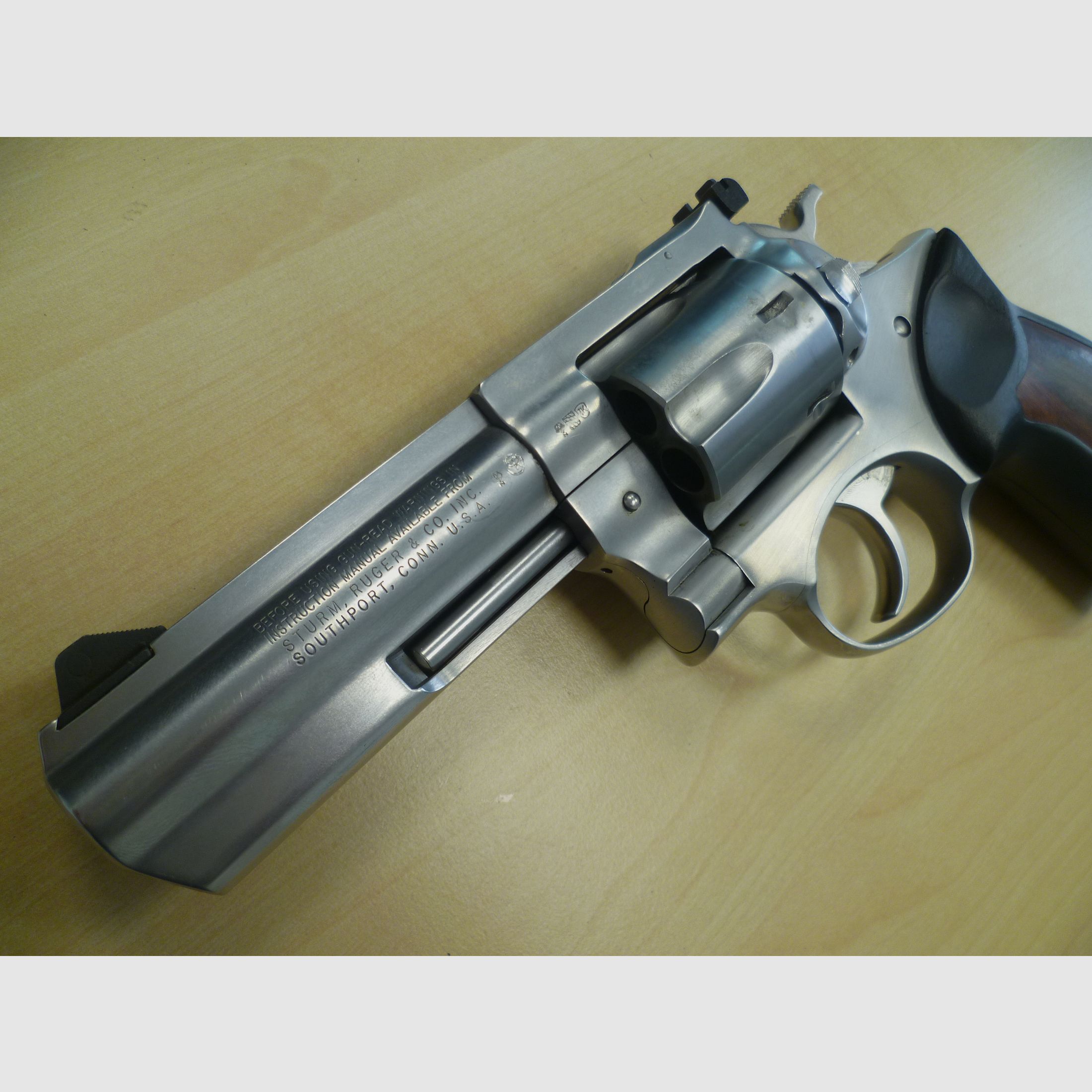 Revolver Ruger GP100  -  .357 Magnum