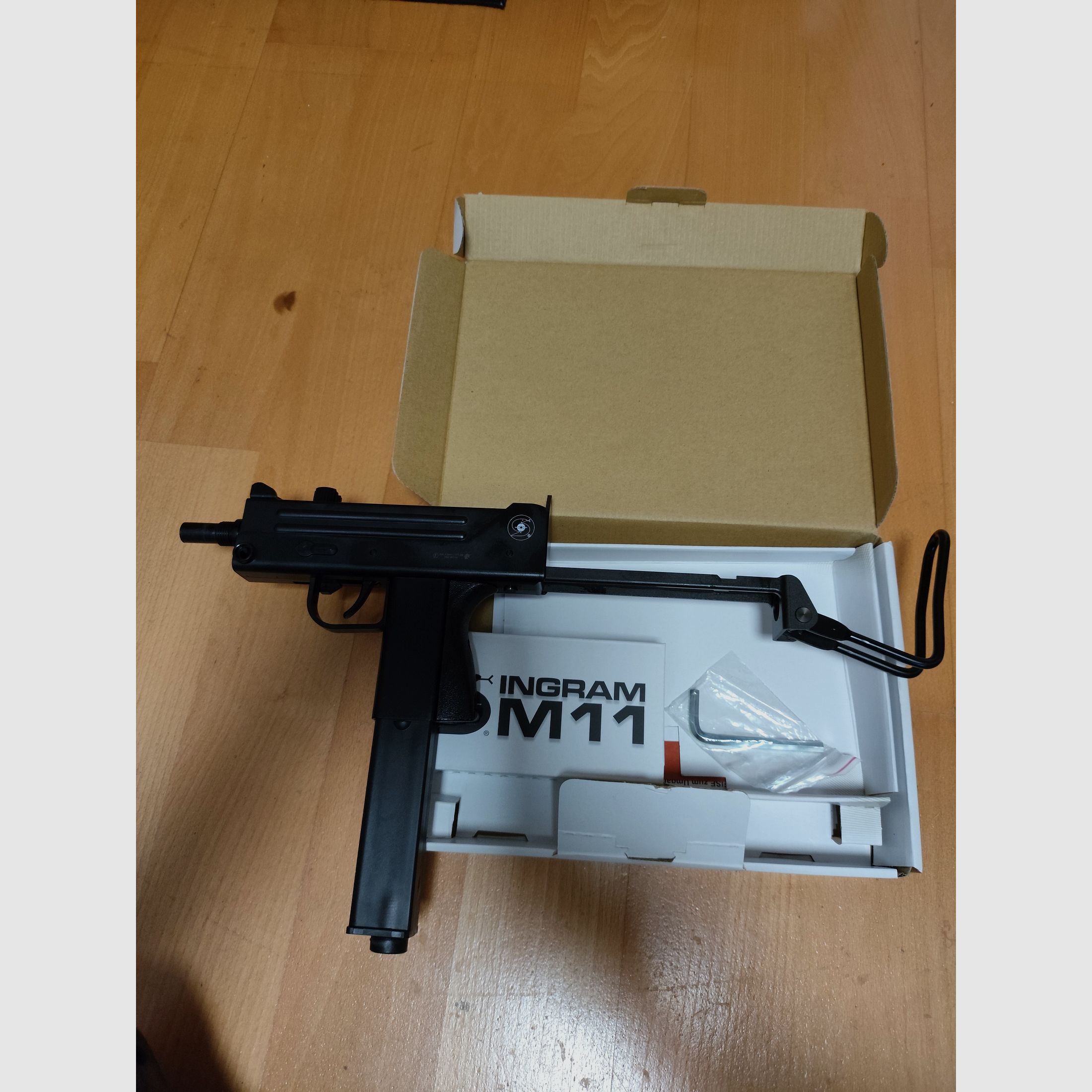 ASG/Ingram M11 C02 4,5 BB