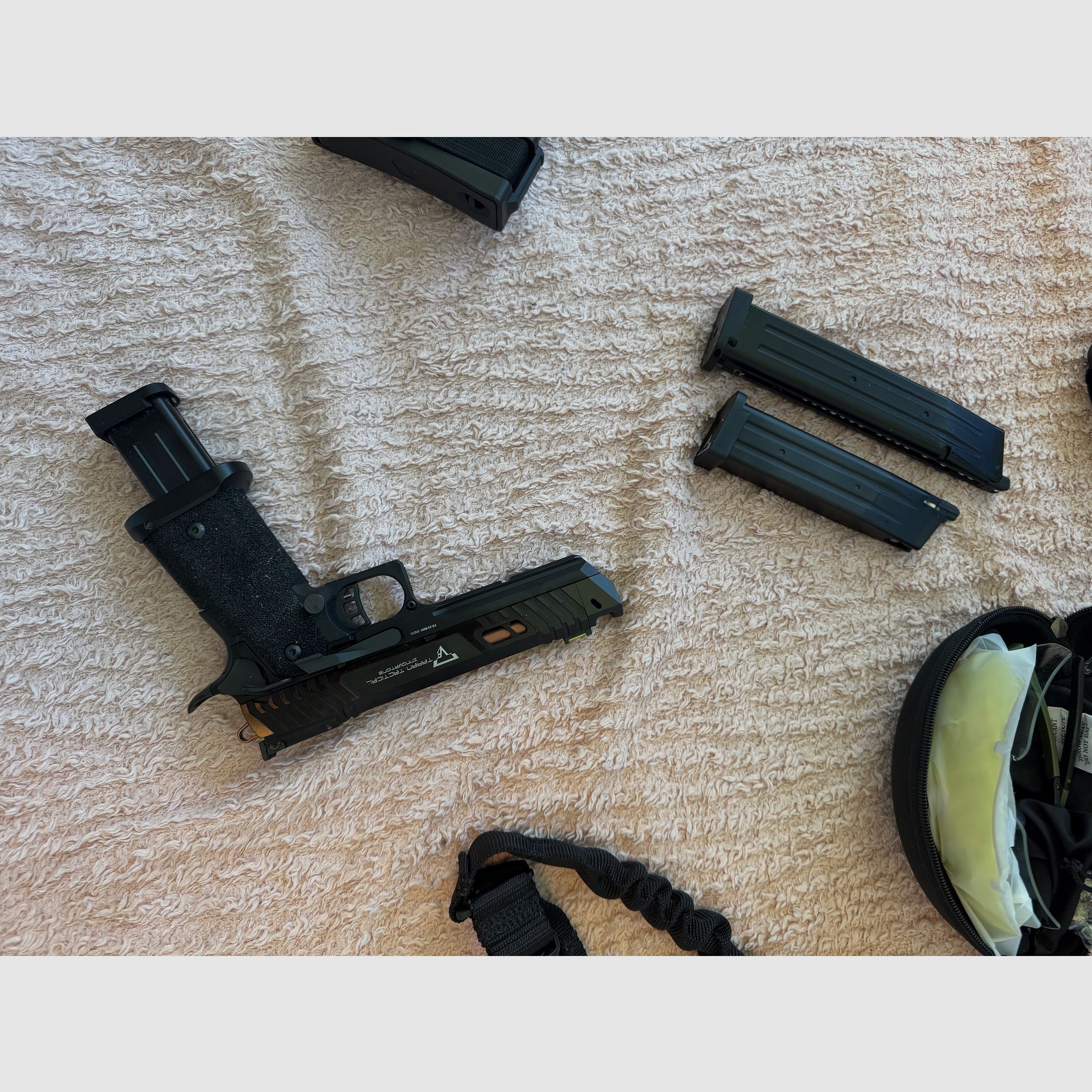 Airsoft Set ab 18 - mit Phylax Rookie x Double Edge Und Pit Viper + Gear