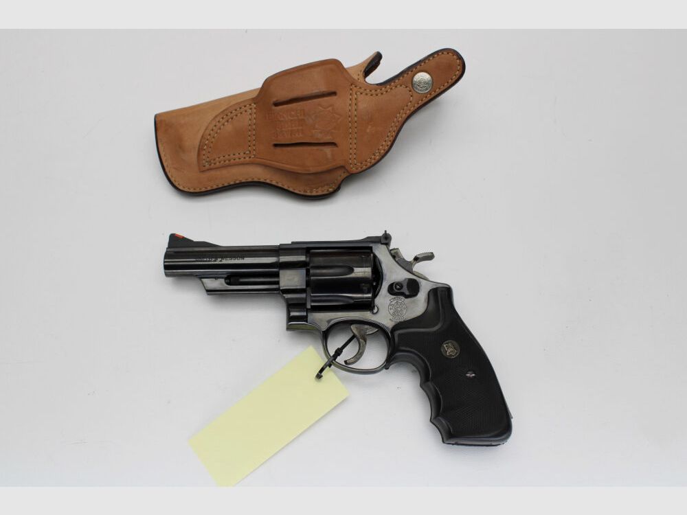 Revolver S&W Smith & Wesson Mod 29-5 Cal. .44Rem Mag 4" cañón Bianchi holster .44RemMag