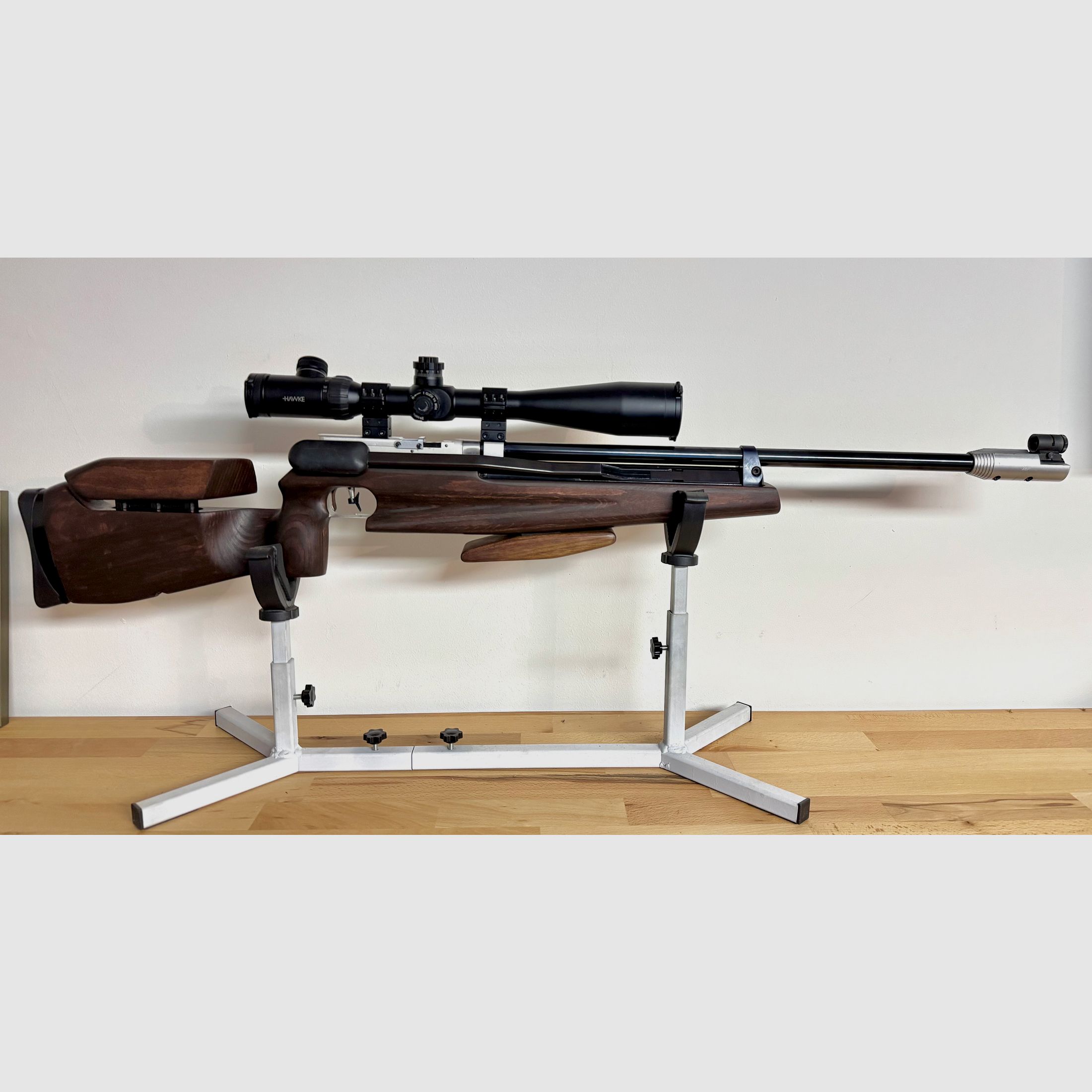 Feinwerkbau FWB 600 Field Target + Hawke Airmax 30 SF 8-32x50 AMX IR + FX Airguns Koffer