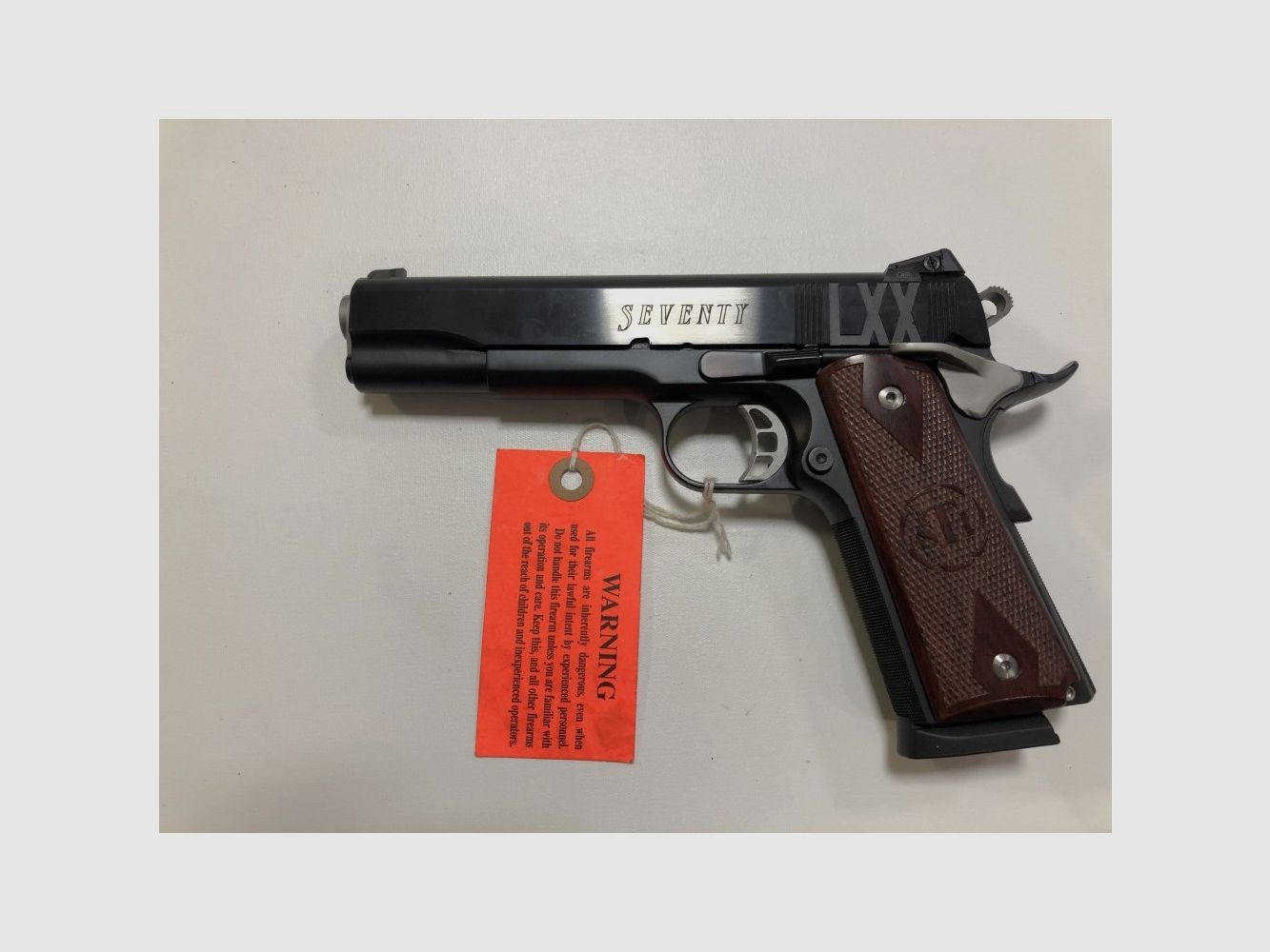 Sti 1911 seventy 50 th cal.45 ACP, immagine 3 di 3