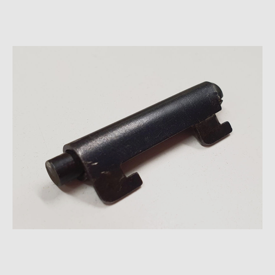 Rifle 43 / Carbine 43 ( G43 / K43 ) [32] Complete spring housing for Rifle 43 / Carbine 43 ( G43 / K43 ) original spare part