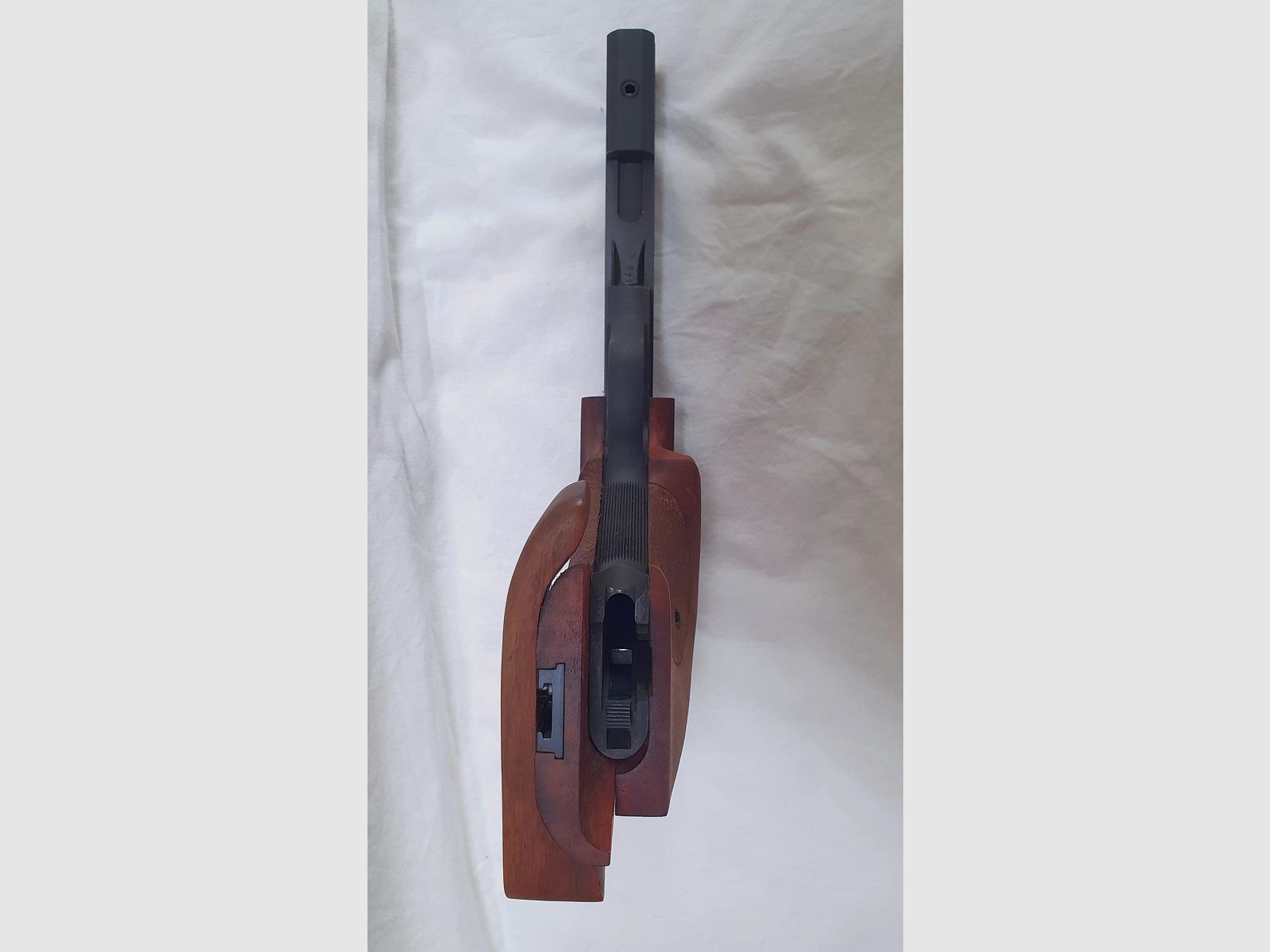 Sportpistole FN - Browning  International II, Kal .22 LR