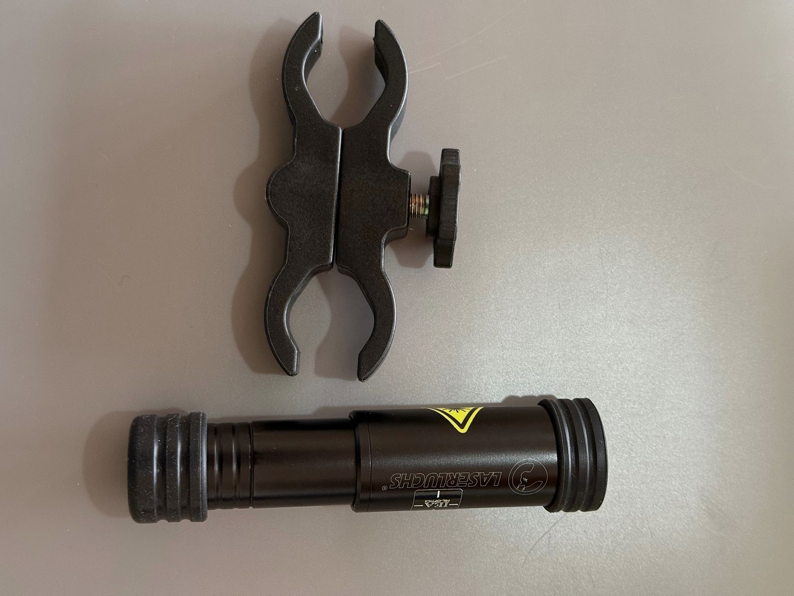 IEA dispositivo di visione notturna NT 940 e Laserluchs