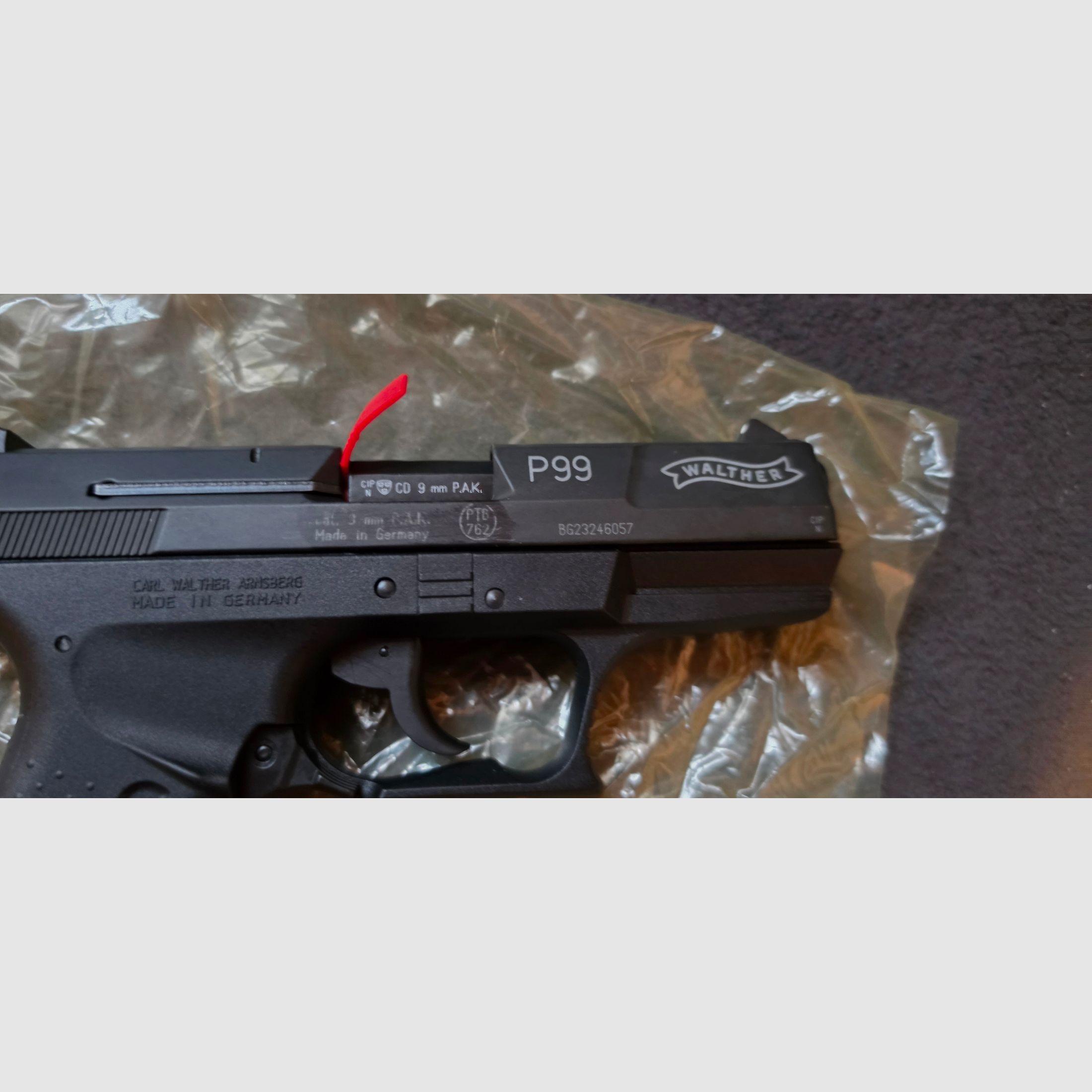 Walther P99 + Köcher + 100 Schuss