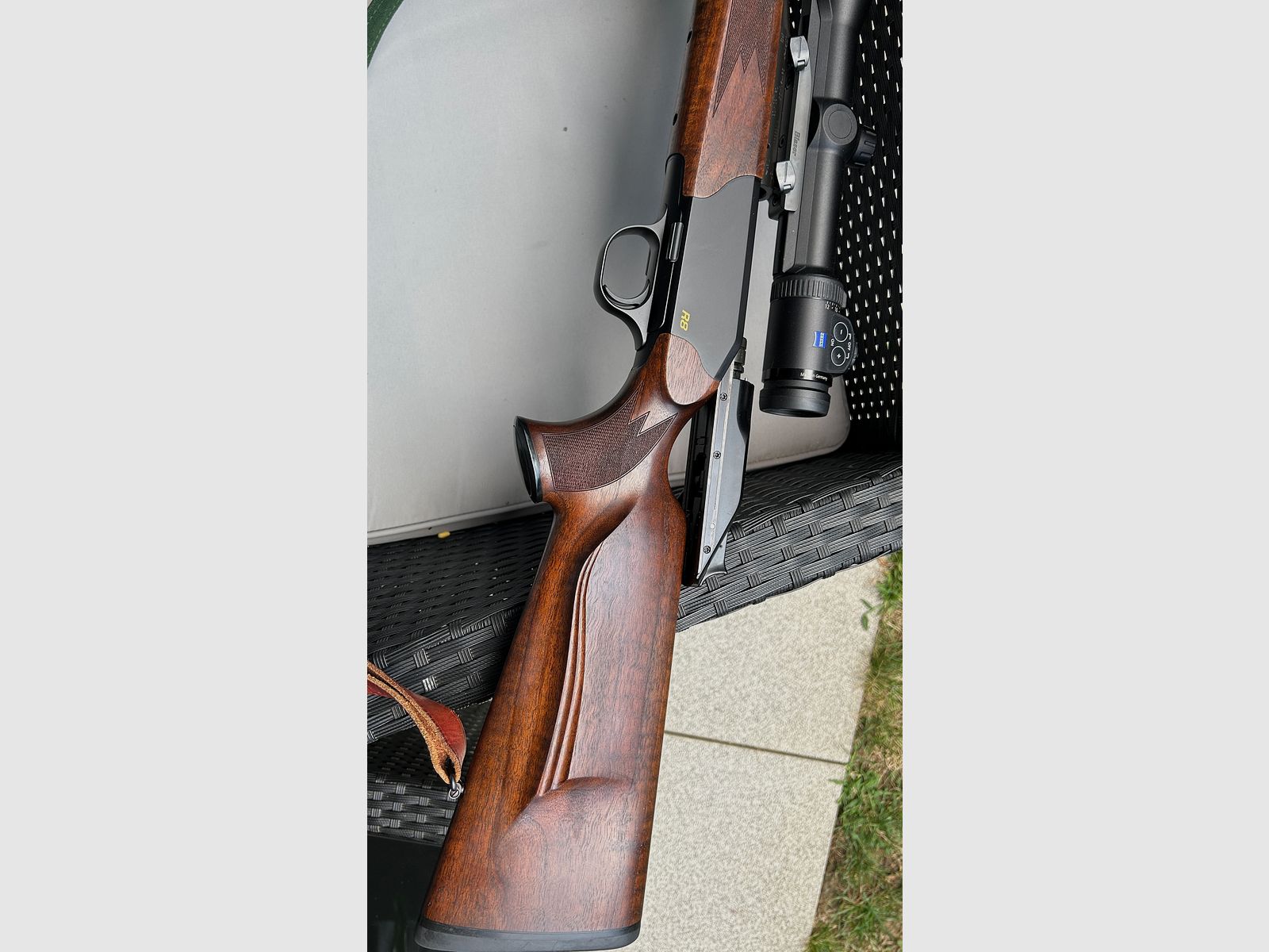 Blaser R8