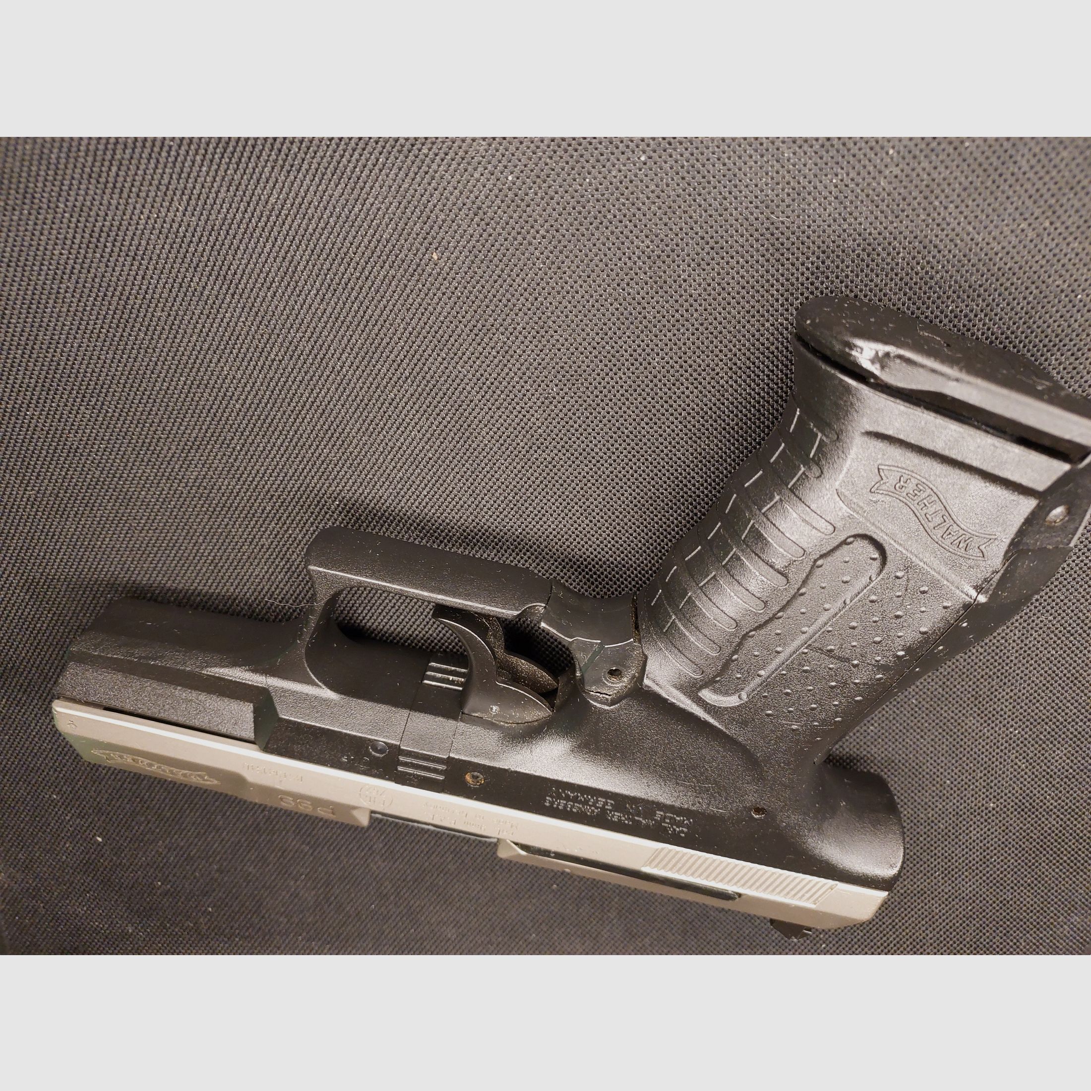 Pistolet à blanc Walther P99 9mm P.A.K. bicolore Nickel (PTB 762) P 99 avec 2 chargeurs