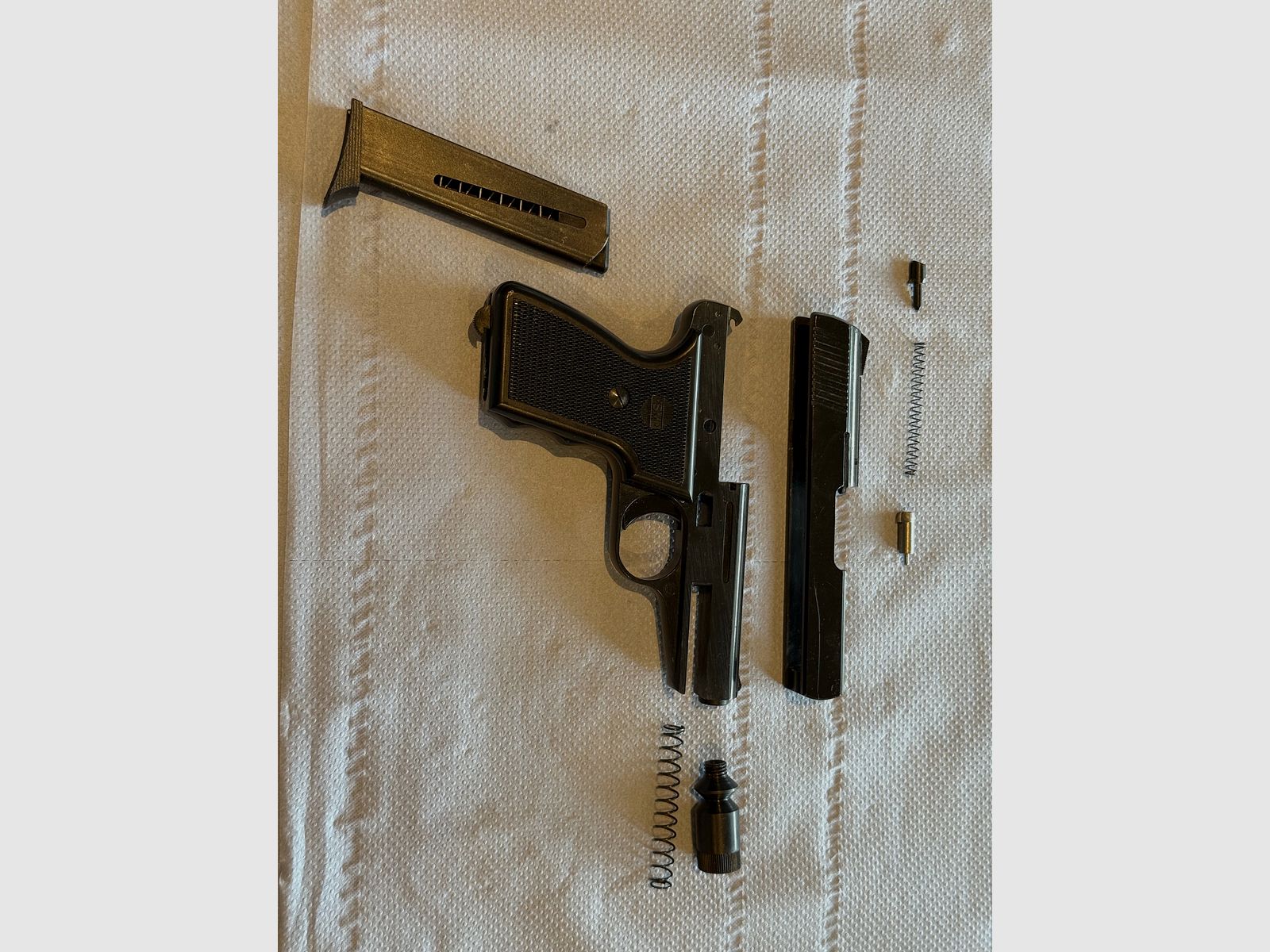 SM Rhöner SM 80 – Klassische Schreckschusspistole im Kaliber 8mm P.A.K. (PTB 267, Beschuss KC 1992)