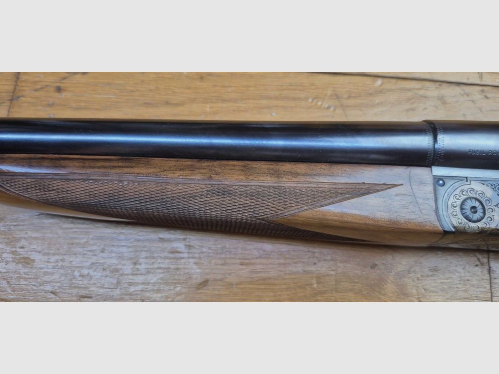 Wunderschöne Flinte Robust Modell Nr. 246 – Manufrance Saint-Étienne – Kal. 16/70 – Waffe um 1952/1954 (!) – 100% Jaspage und Gravuren – Spiegel-Lauf, quasi nie geschossen – Vollständige Originalverpackung (Garantie, Handbuch, Prüfungszertifikat) – Zustand nahe neuwertig für diese 72 Jahre! – Fast museales Stück – TBE+++, Bild 36 von 56
