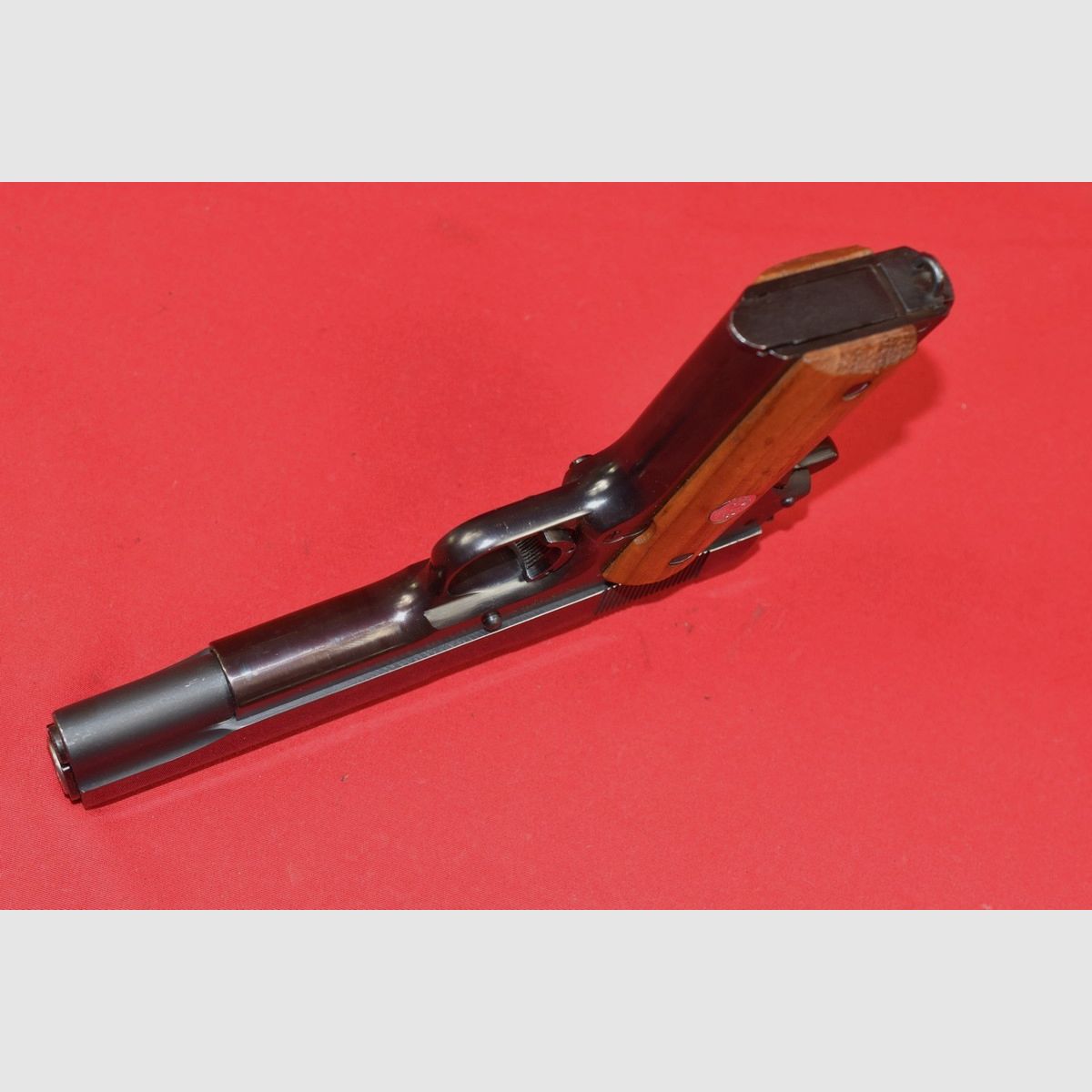 #8595 Pistolet Colt Government Model, cal. .45 ACP, image 3 sur 23
