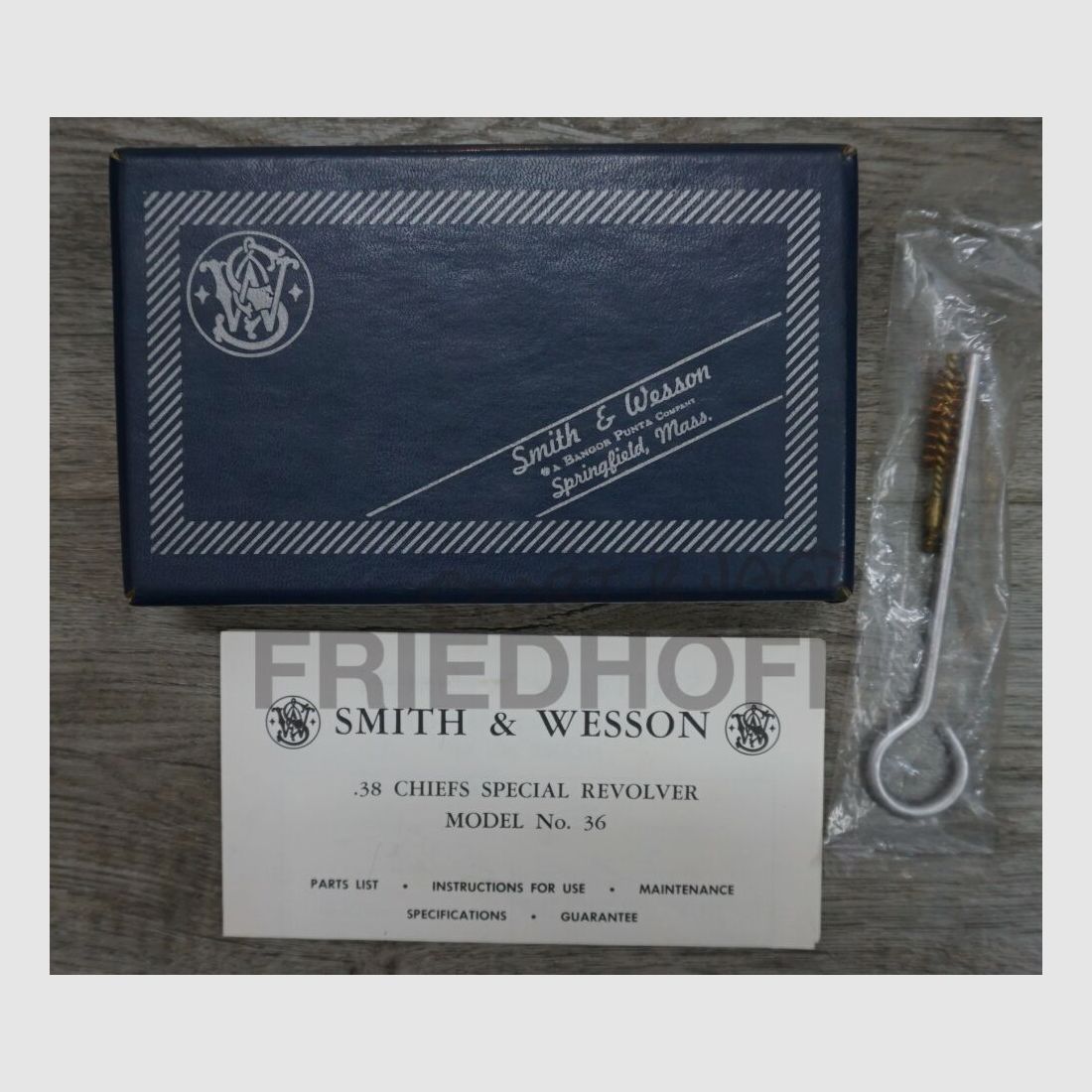 Smith & Wesson	 36
